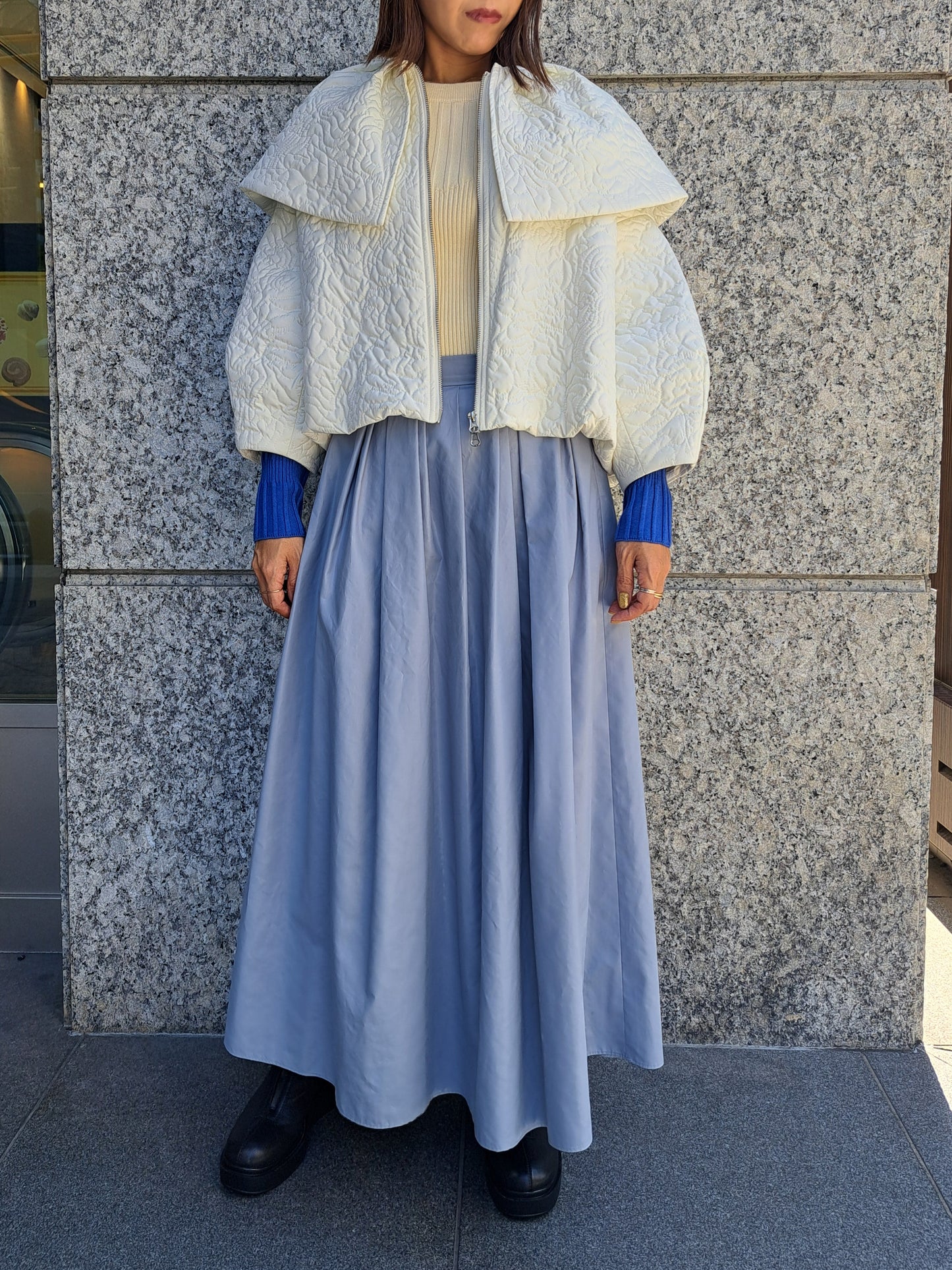 TORRAZZO DONNA ケープライクキルティングバルーンアウター
