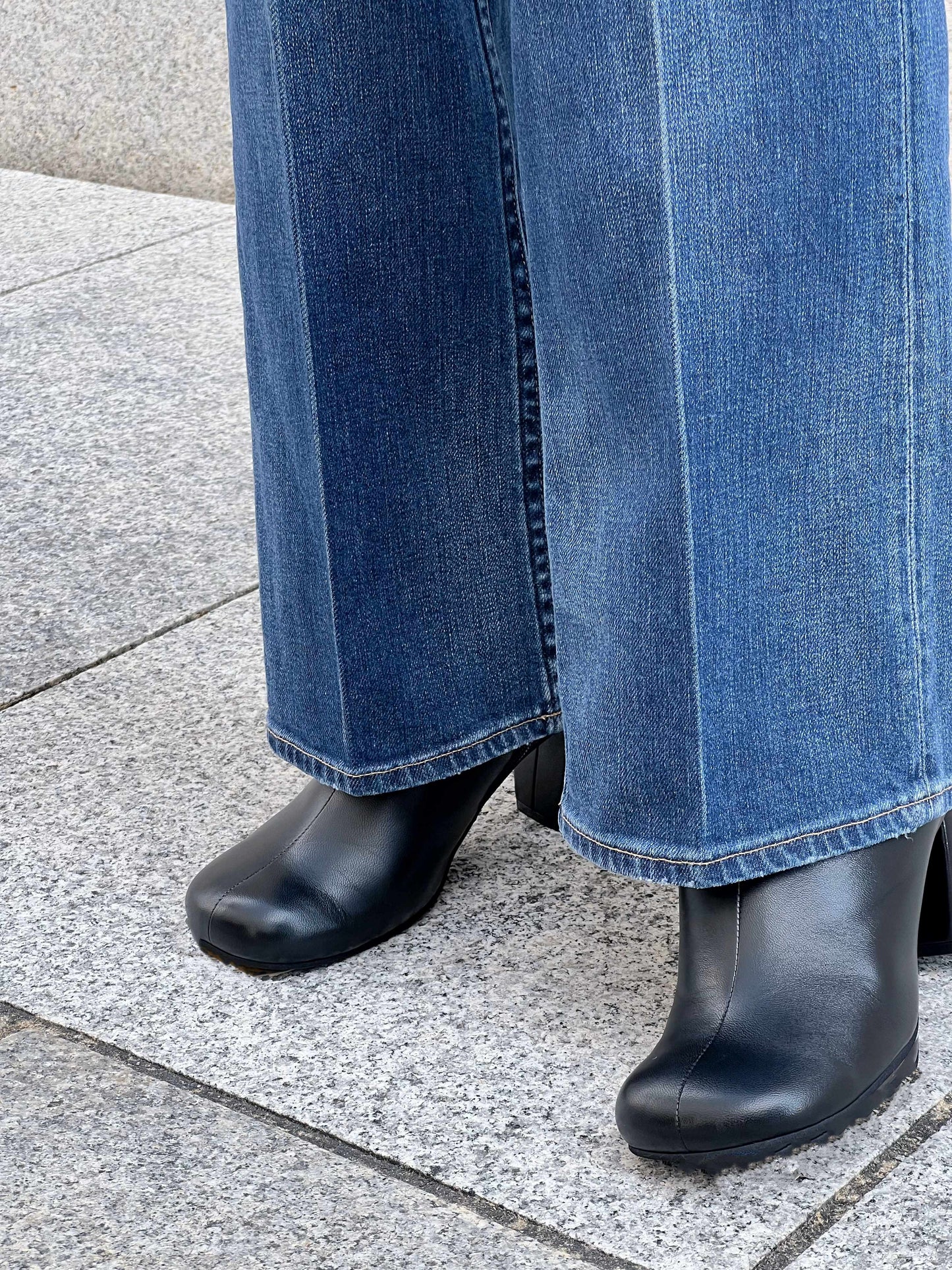 Healthy DENIM Lotus ミッドライズフレアデニム