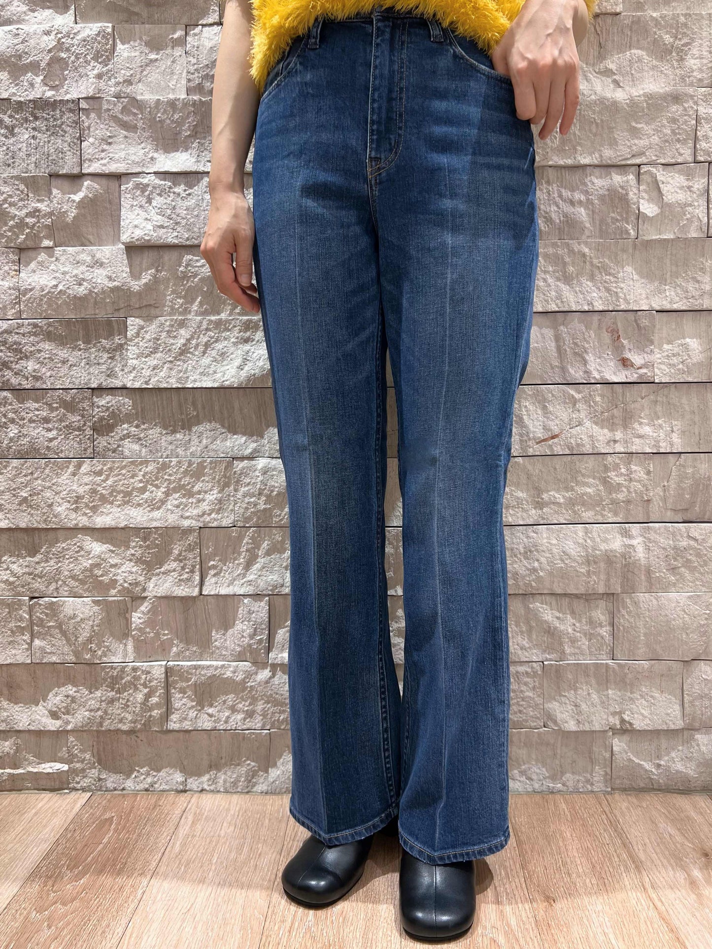 Healthy DENIM Lotus ミッドライズフレアデニム