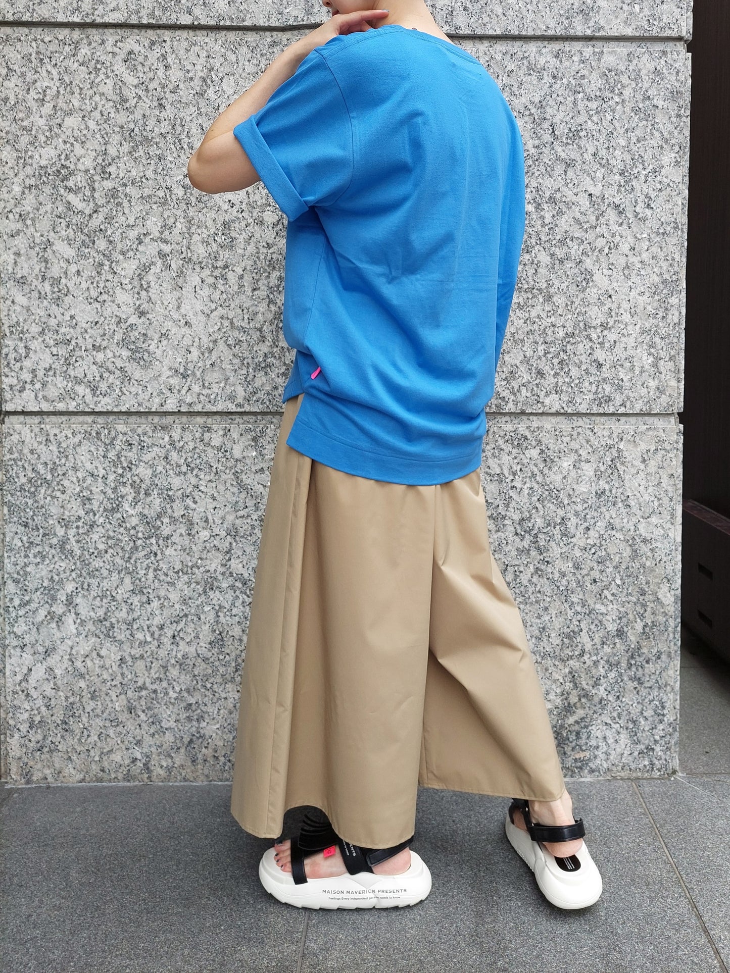 THOMAS MAGPIE GOD ロゴTシャツ