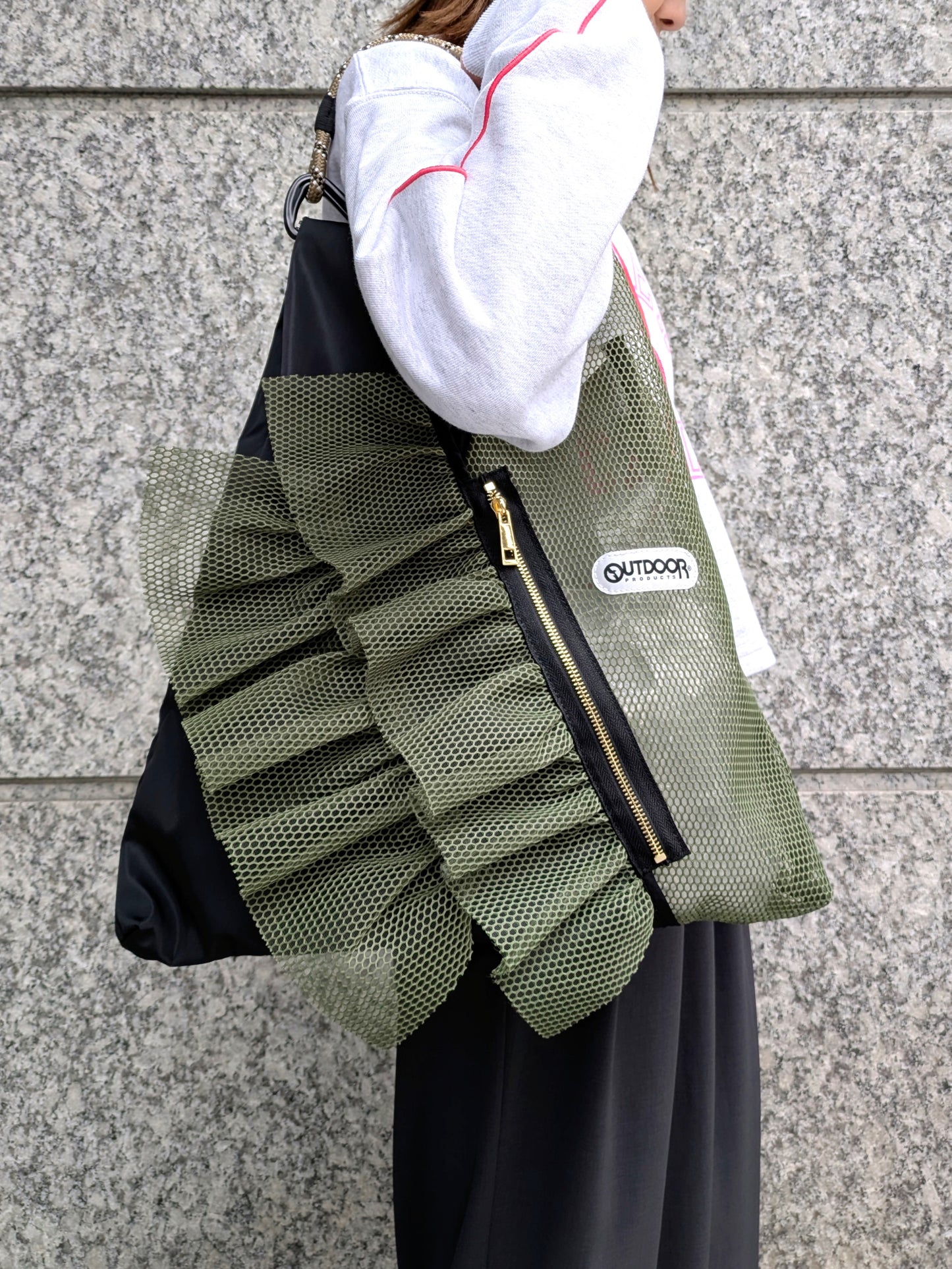 RISLEY メッシュフリル×タフタトライアングルバッグ