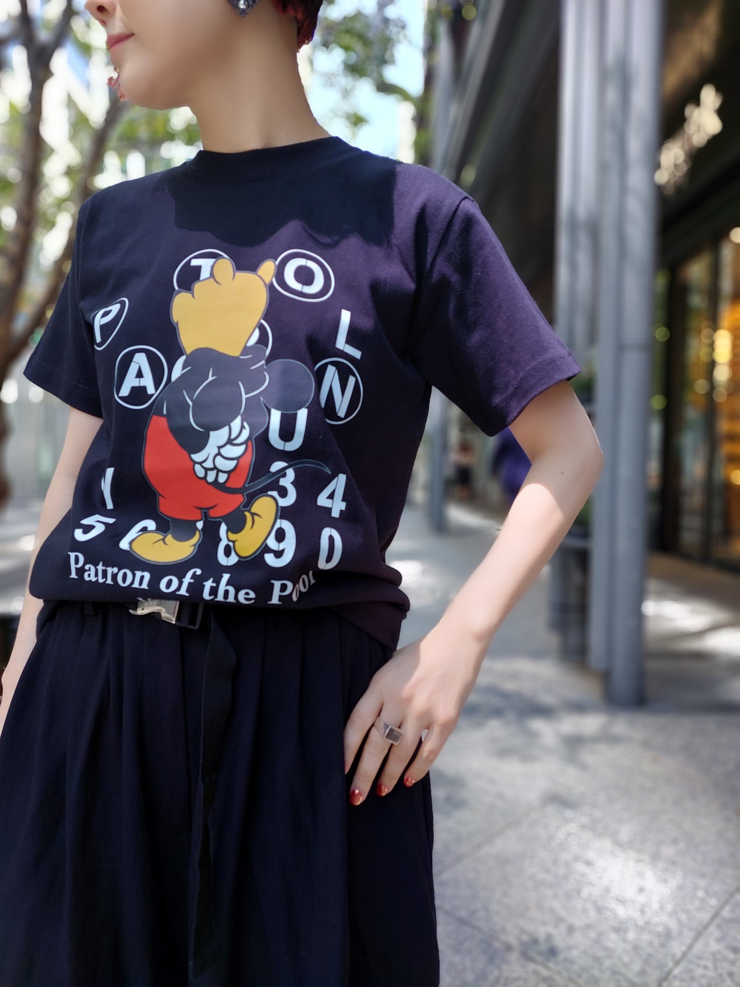 クルーネックパロディーTシャツ半袖