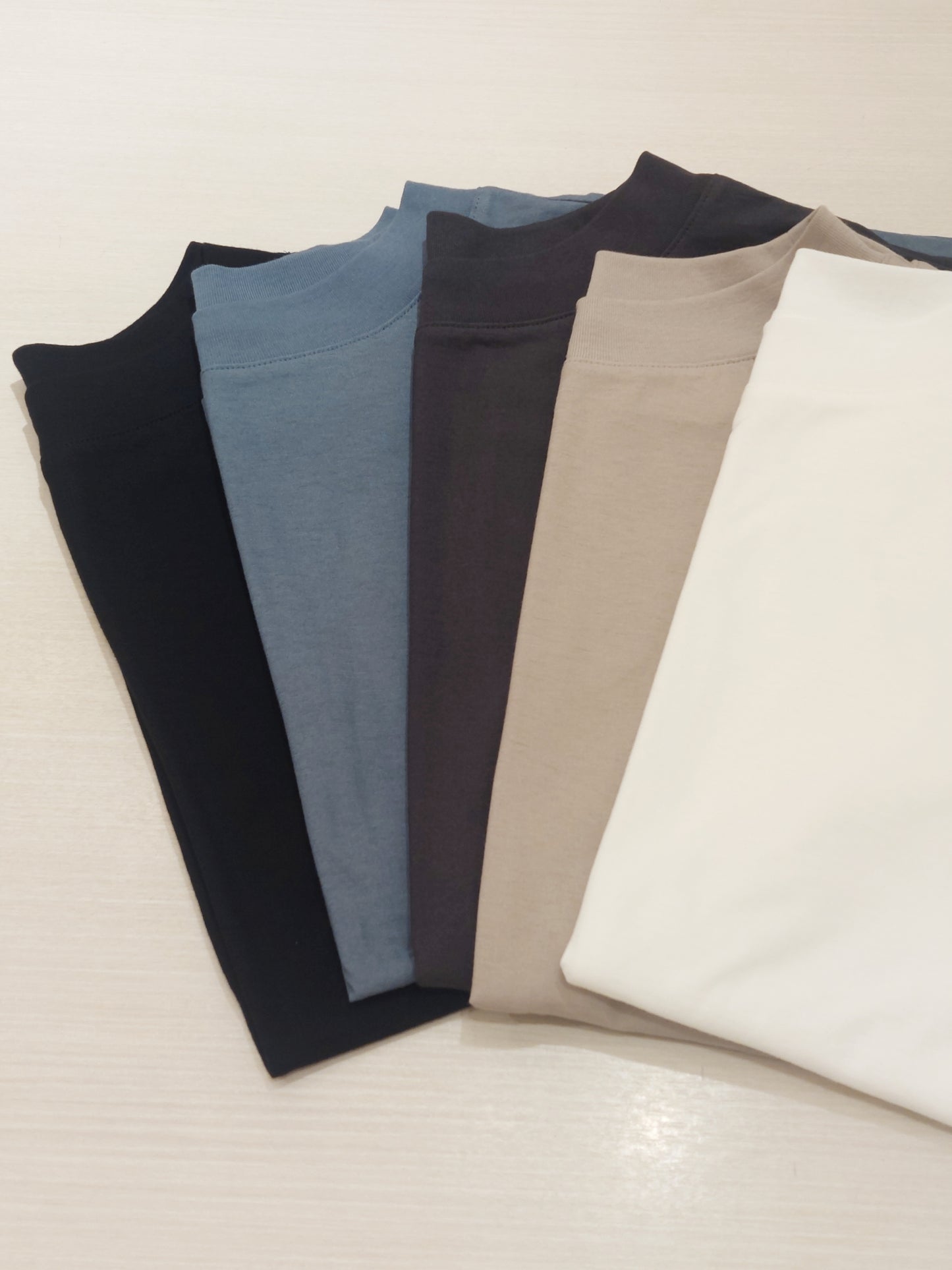 STELLA CIFFON(ステラシフォン) クルーネックTシャツ