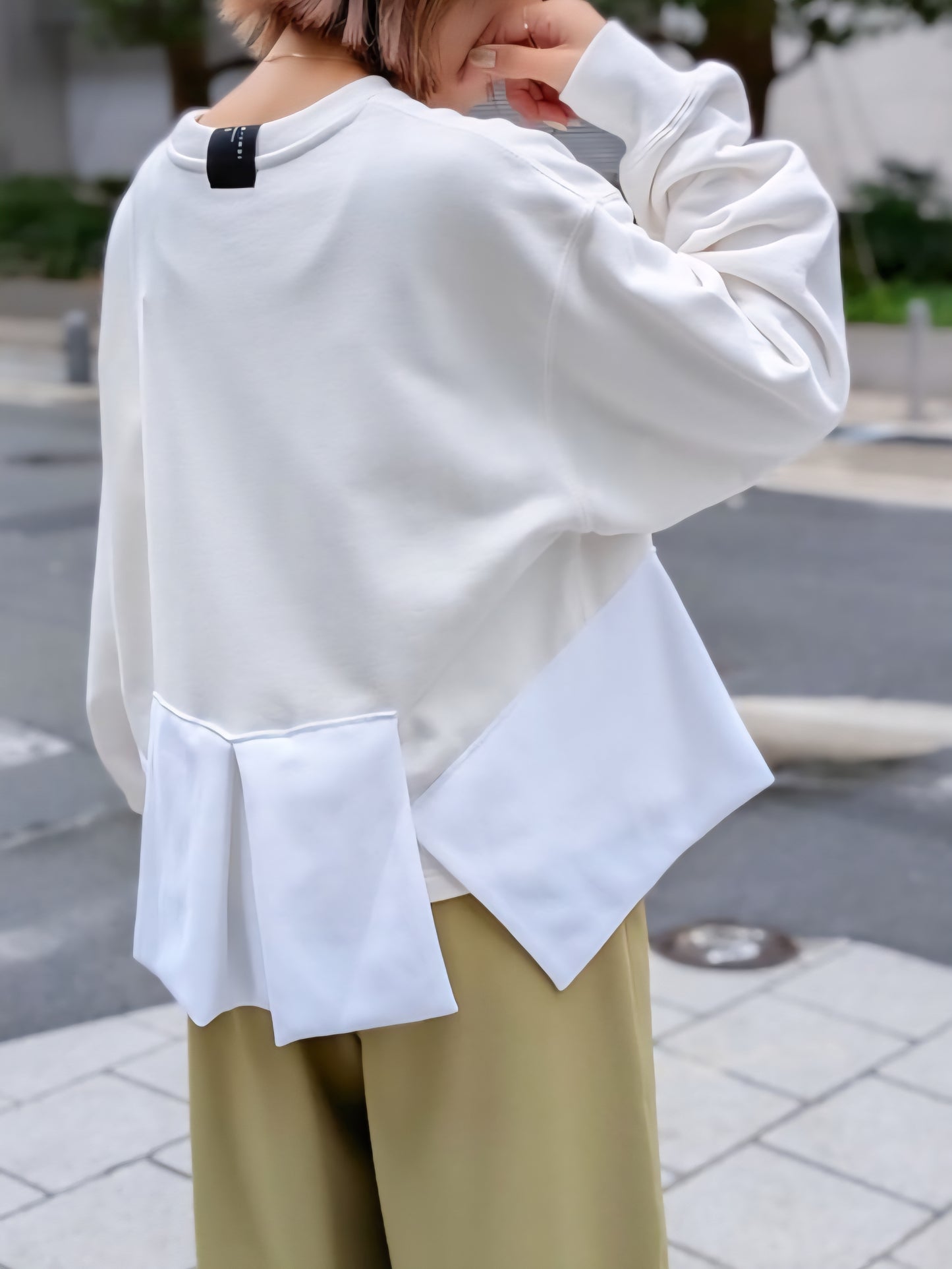 1% コットン裏毛リメイクフリルプルオーバー