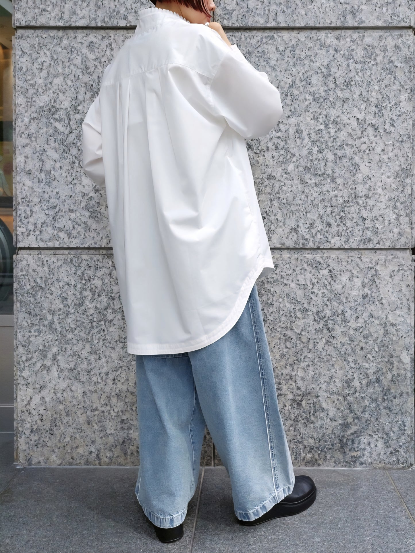 THOMAS MAGPIE フリルスタンドカラーオーバーシャツ