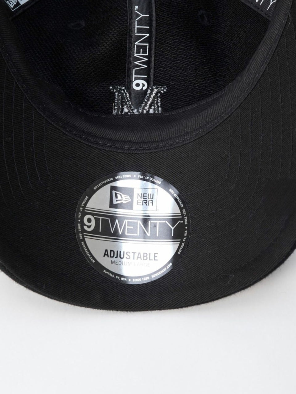 MICA&DEAL NEW ERA×MICA&DEAL"M"ロゴ刺繍裏毛CAP
