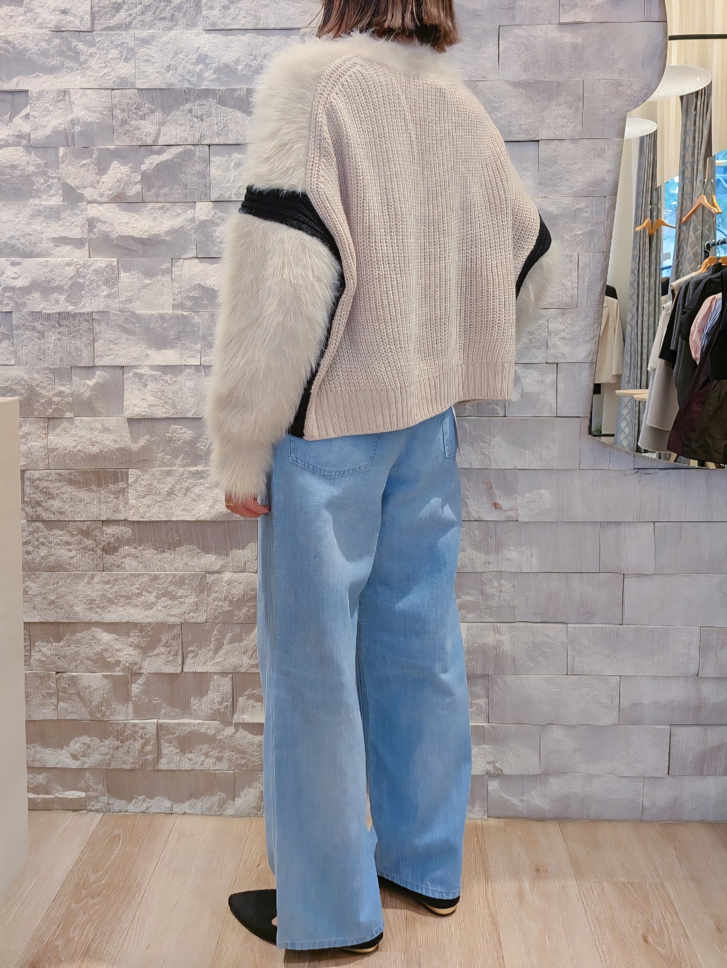 EN’DAY 配色ラインVネックシャギーニット