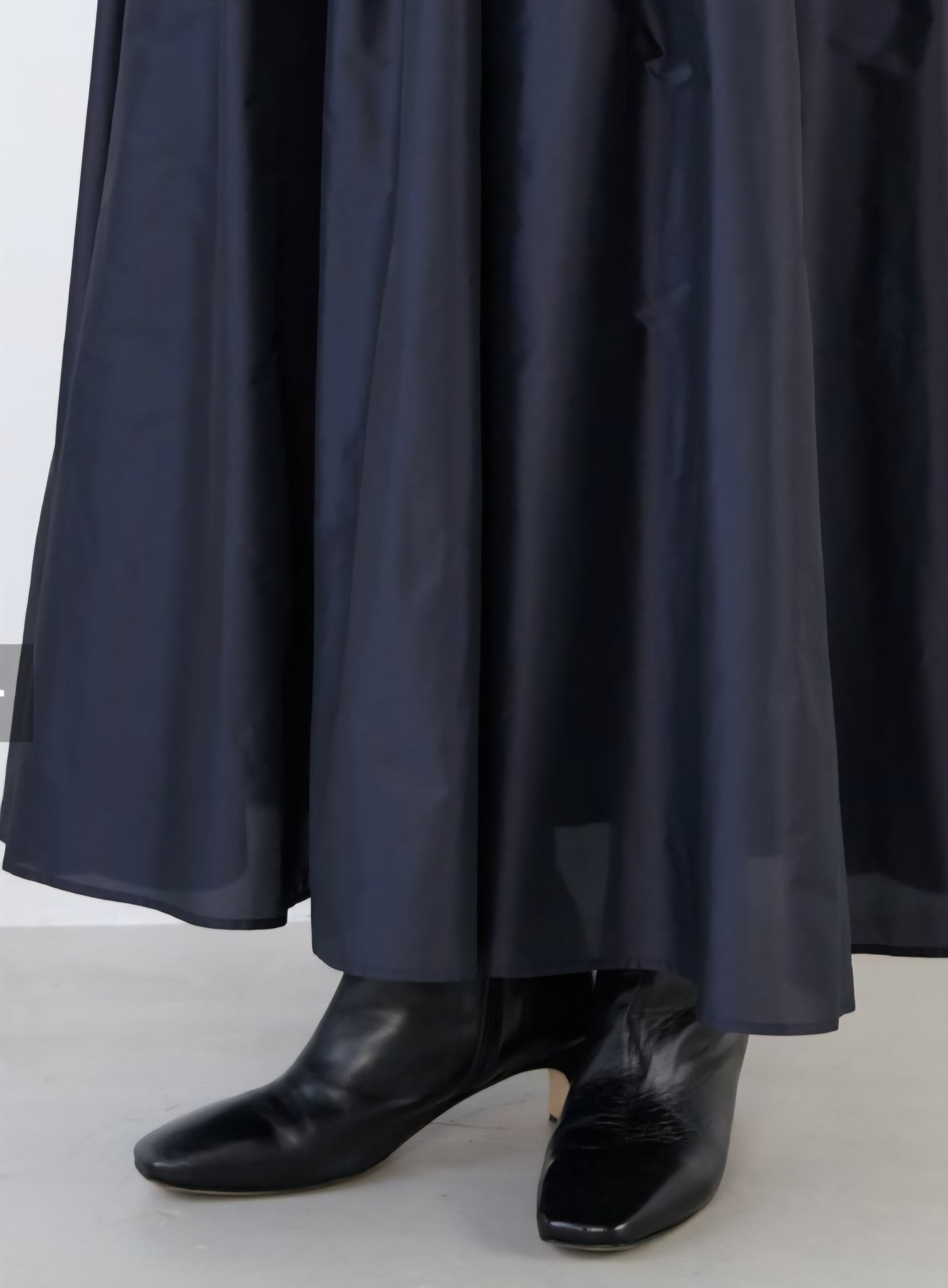 MICA&DEAL タックギャザータフタスカート