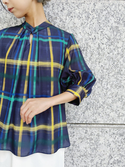 NEW!! design blouse♫　ウエノ