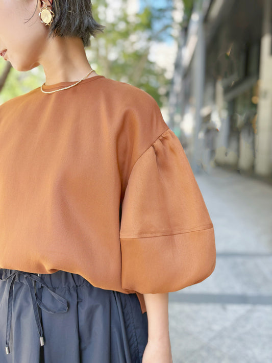 balloon sleeve blouse🎈　ウエノ
