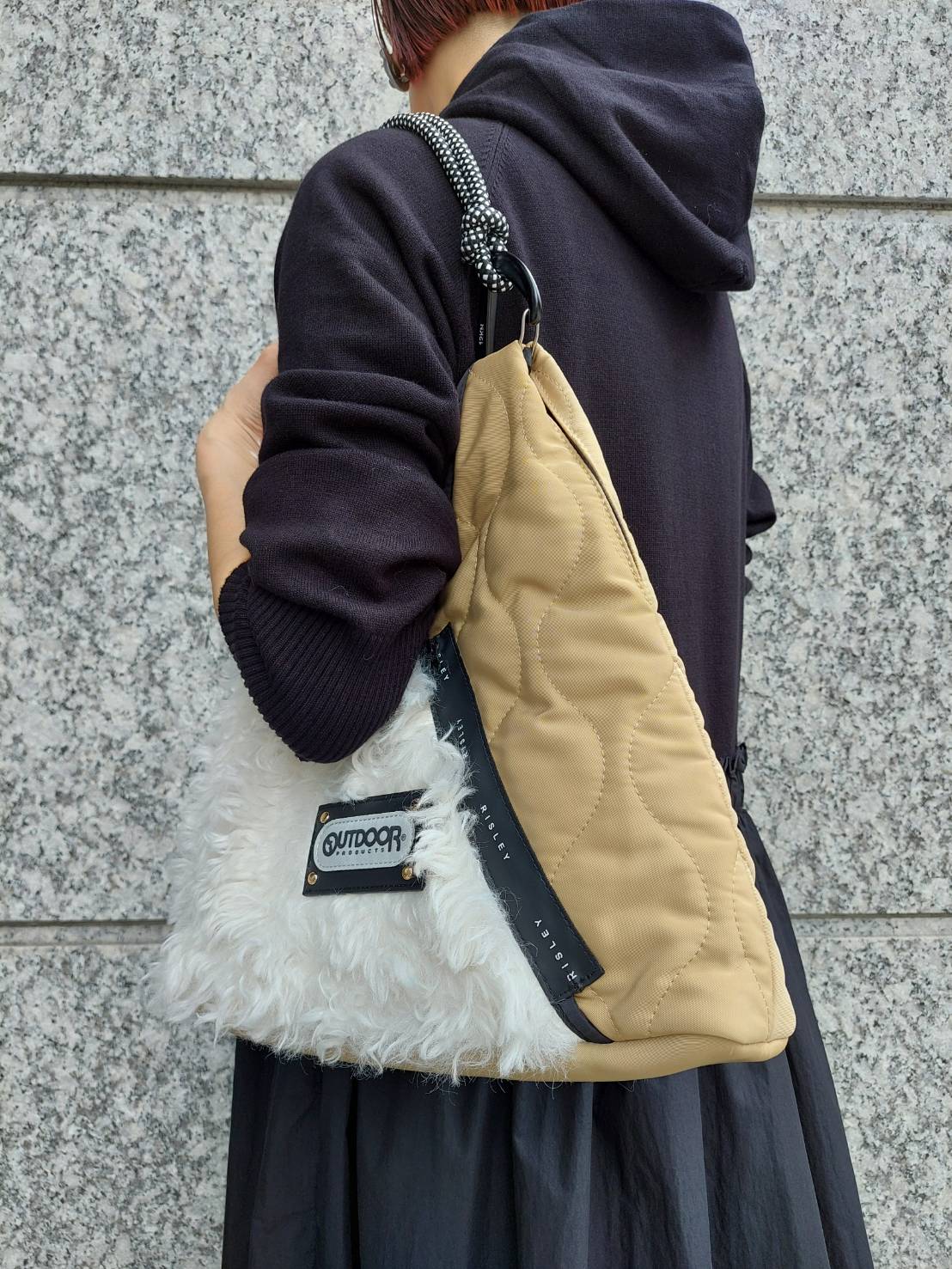 新品未使用【RISLEY✕OUTDOOR】トライアングル ファーキルトバッグ RISLEY トライアングルファーキルトバッグ -カーキ | grasol