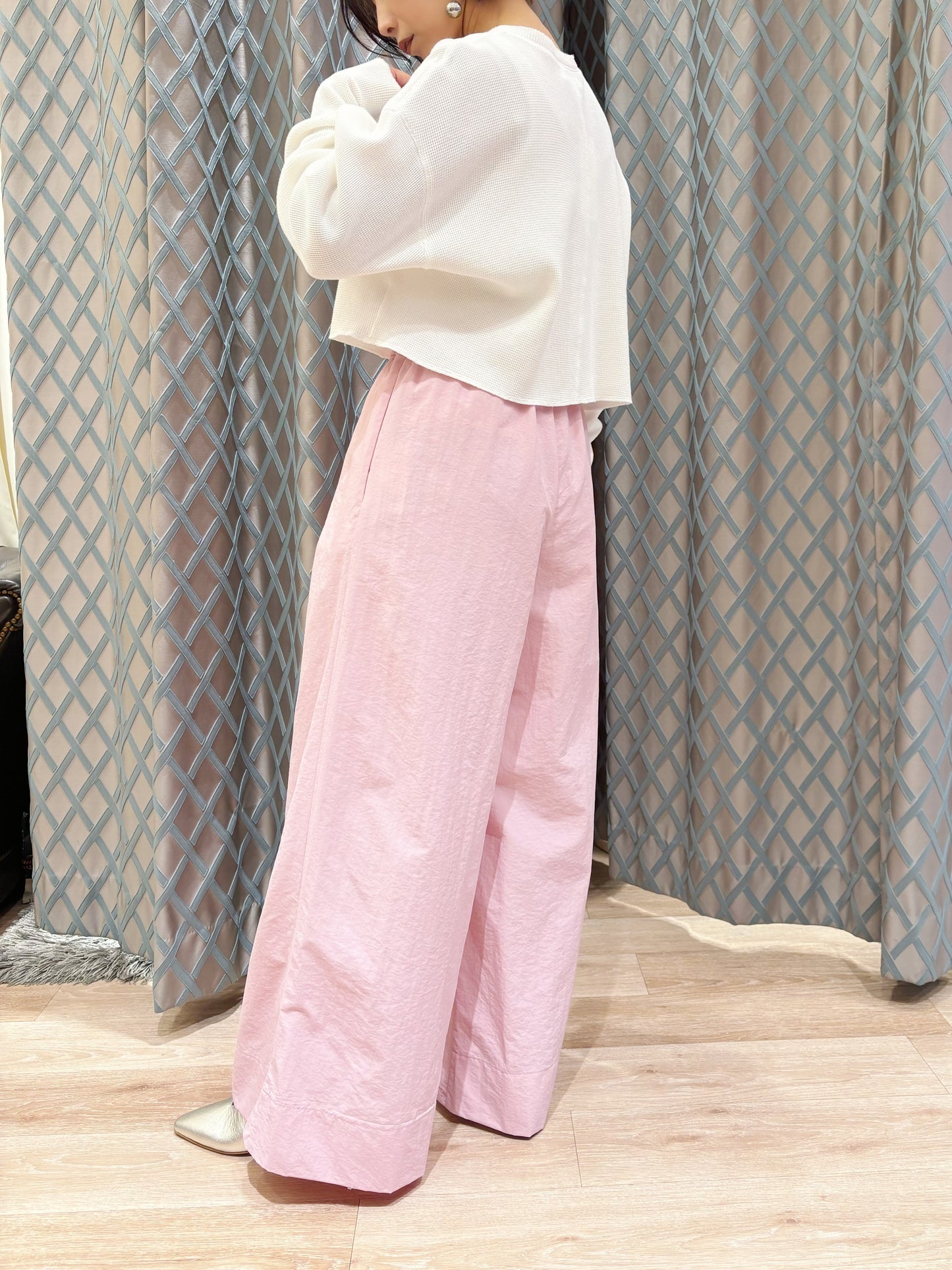 BRAHMIN　ナイロンワッシャータスランワイドパンツ