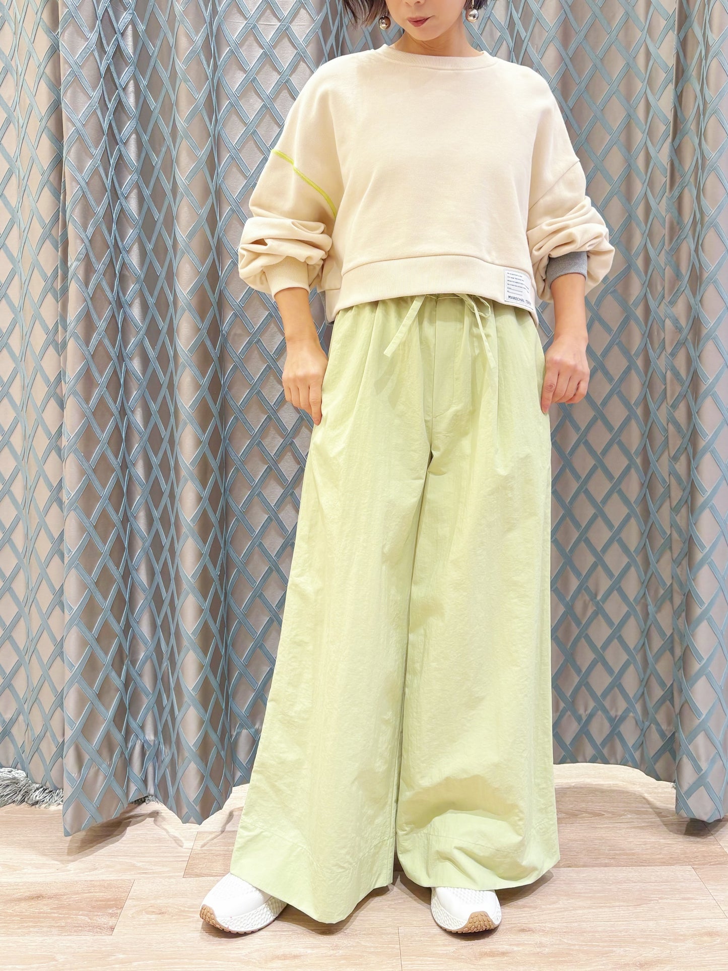 BRAHMIN　ナイロンワッシャータスランワイドパンツ