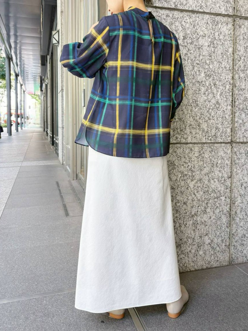 BRAHMIN ツイストネックオリジナルチェックブラウス