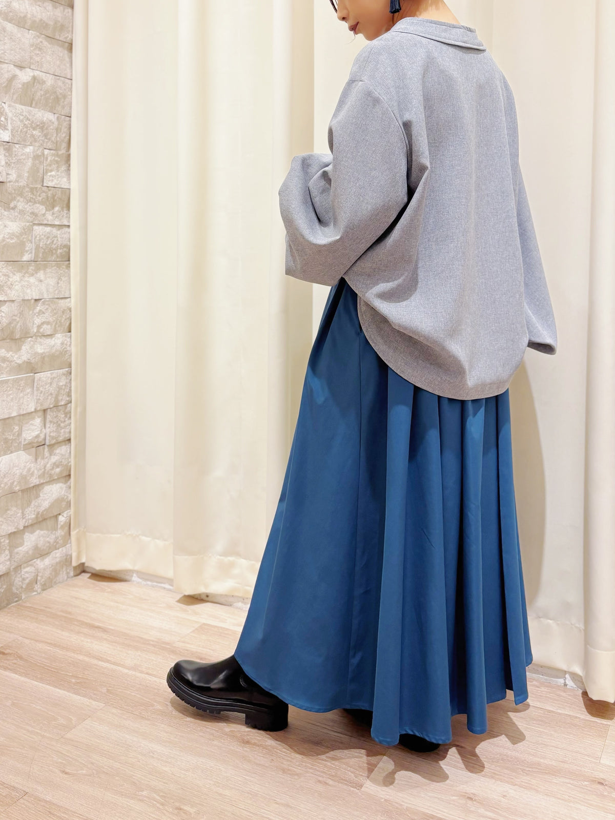 MARECHAL TERRE　フロントZIPボリュームタックフレアスカート　