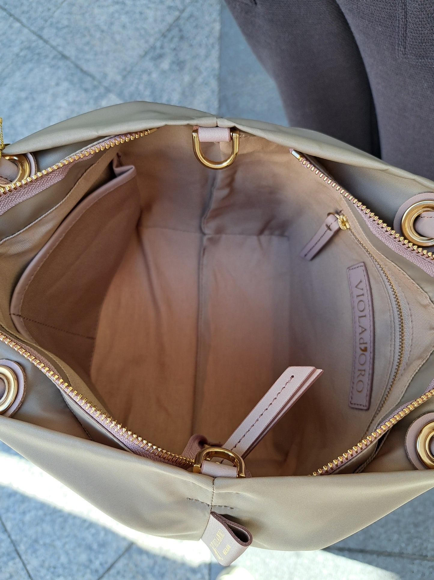 VIOLADORO ノットハンドルトートバッグ