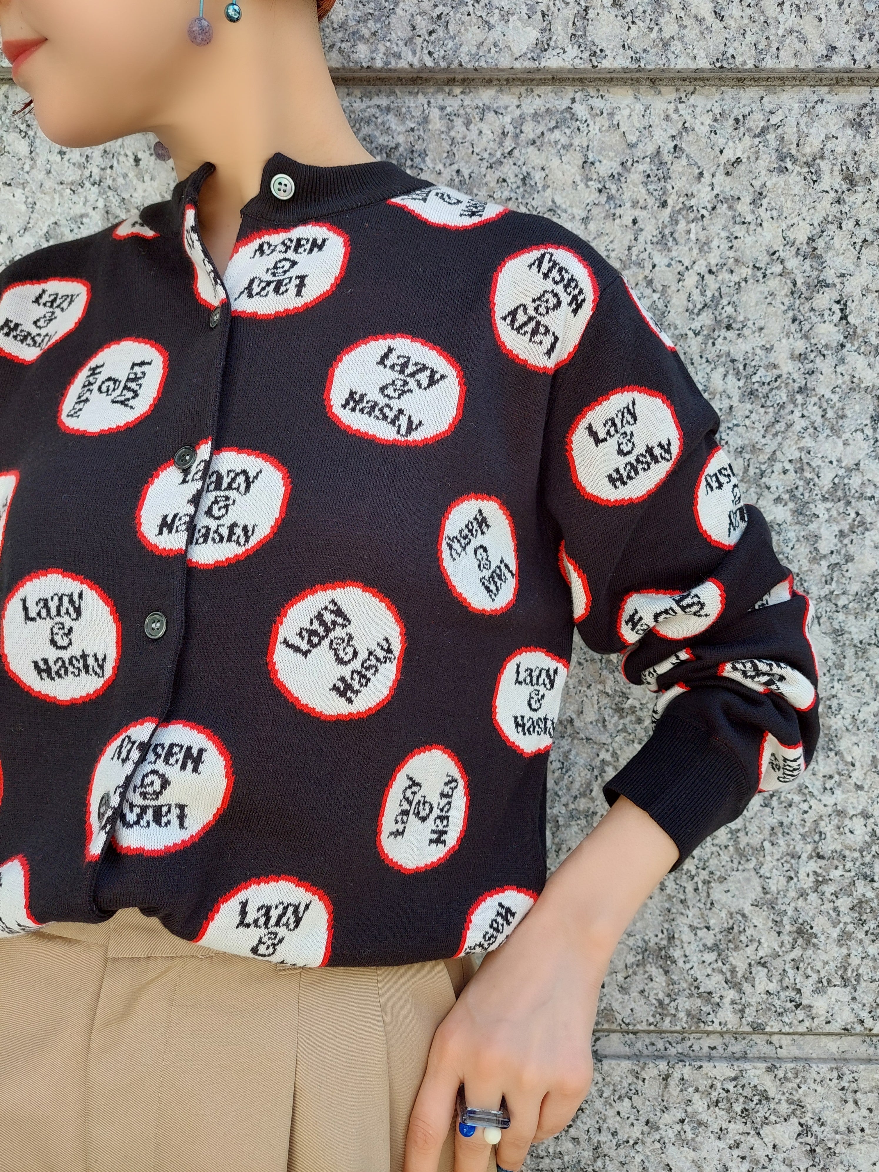 トーマスマグパイ 新品未使用黒カーディガン ♡新品未使用♡トーマスマグパイ♡Vネックリブカーディガン ブラック