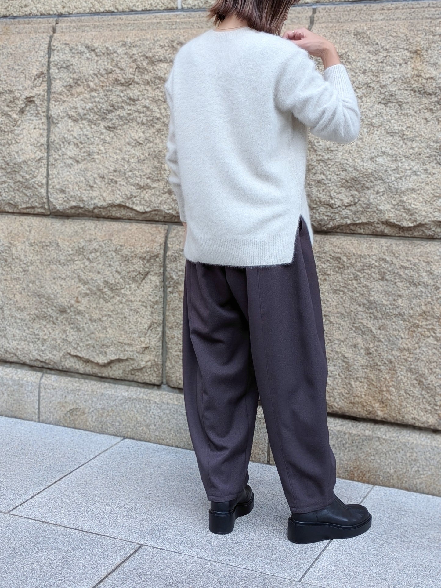trois　ウールライクウォームバレルパンツ