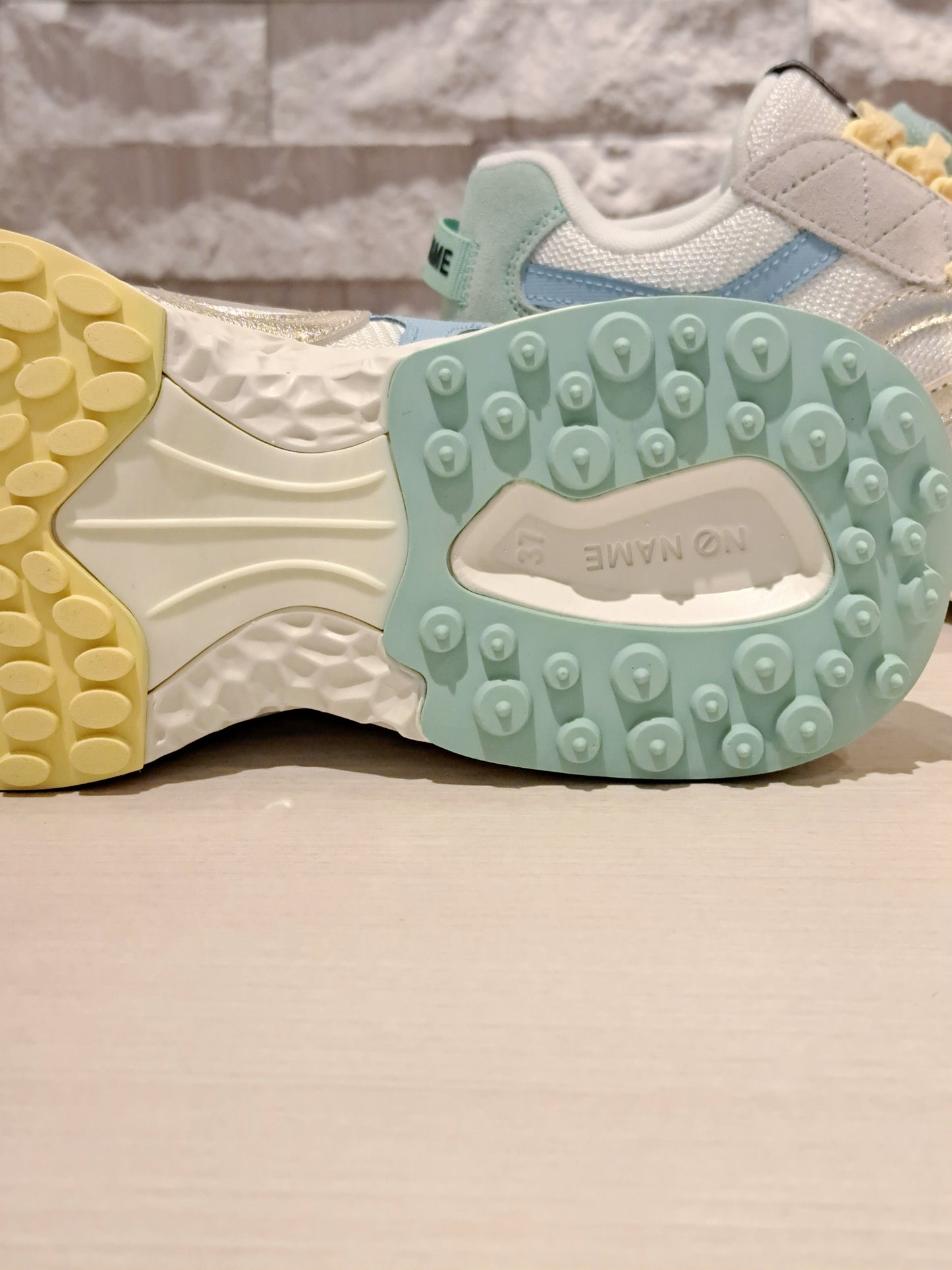 NO NAME　CARTERメッシュカラフルスニーカー