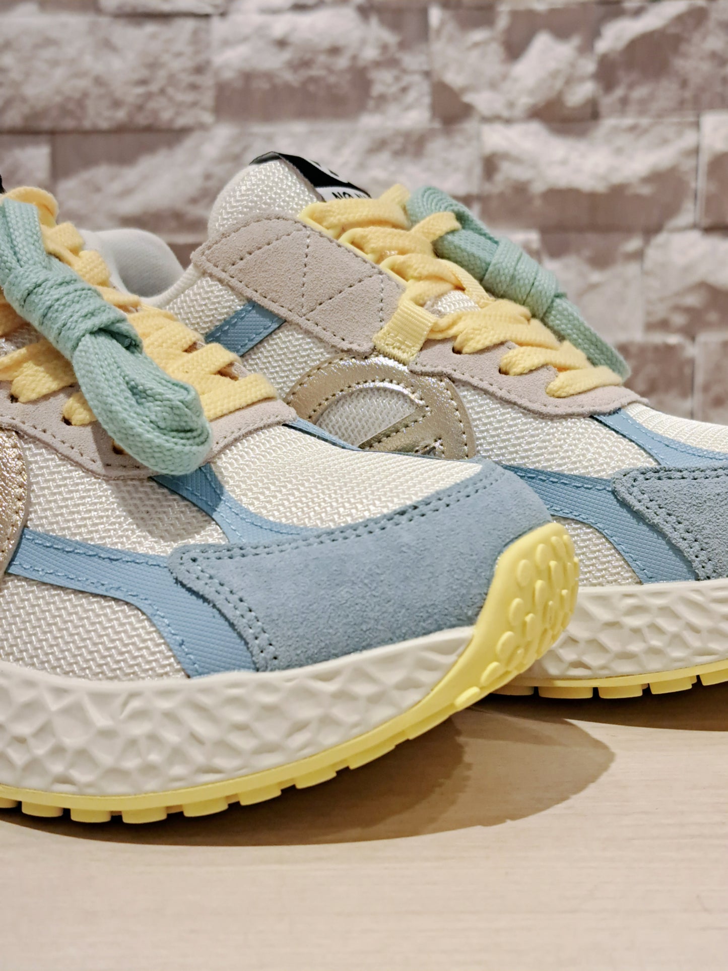 NO NAME　CARTERメッシュカラフルスニーカー