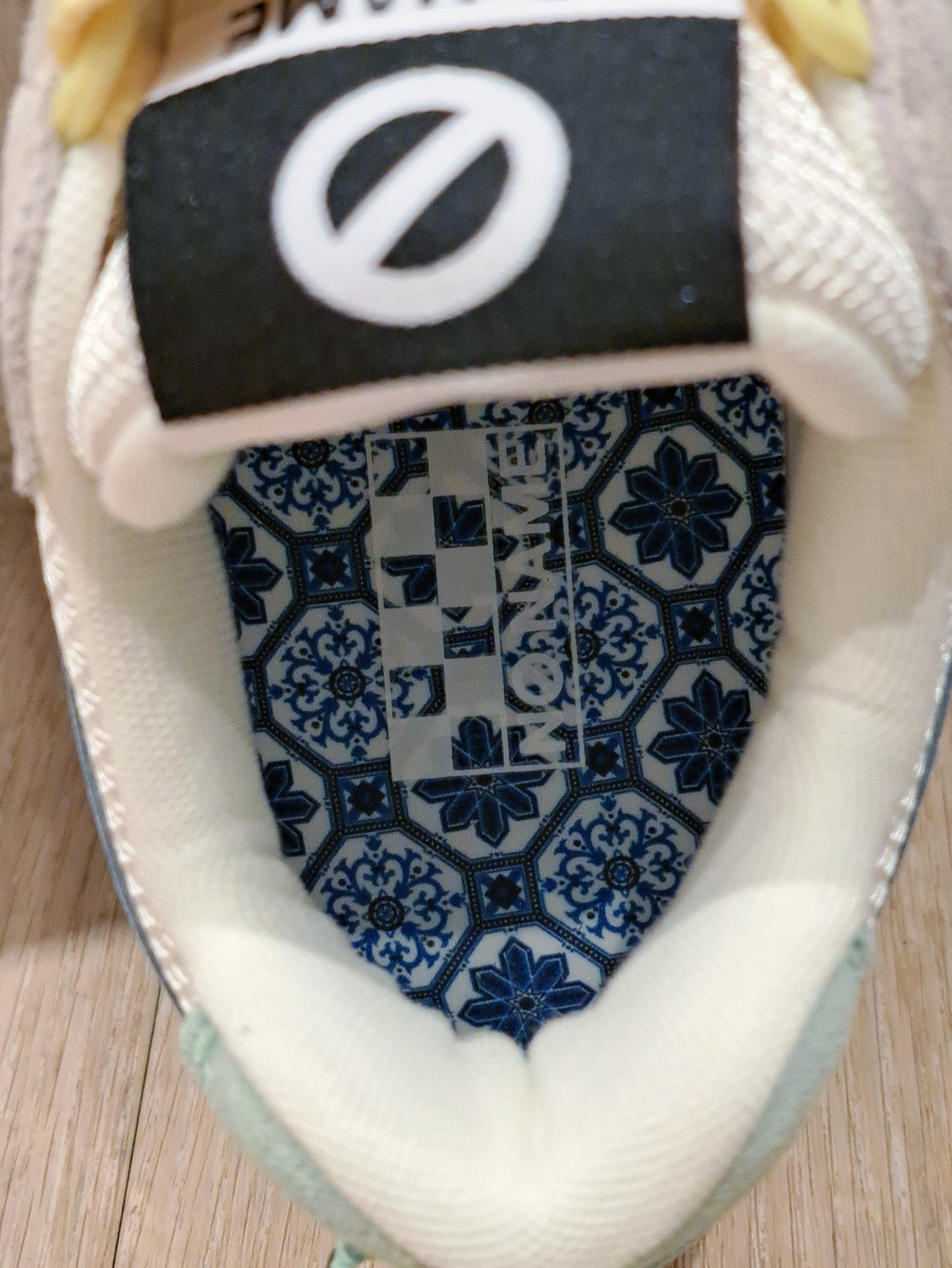 NO NAME　CARTERメッシュカラフルスニーカー