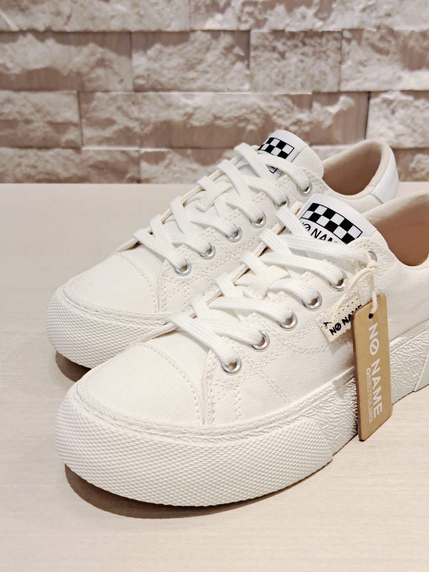 NO NAME キャンバスRESETスニーカー