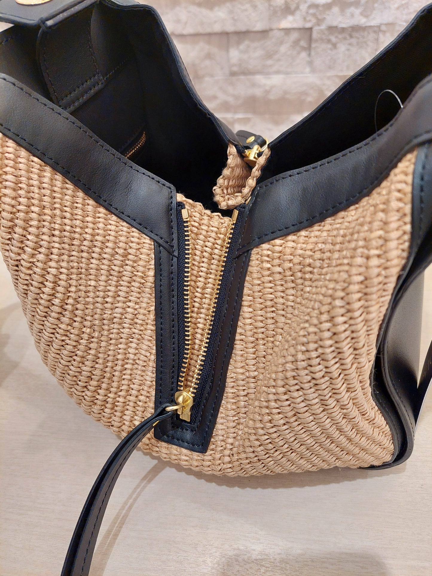 VIOLADORO SANDROラフィア×レザーコンビバッグ