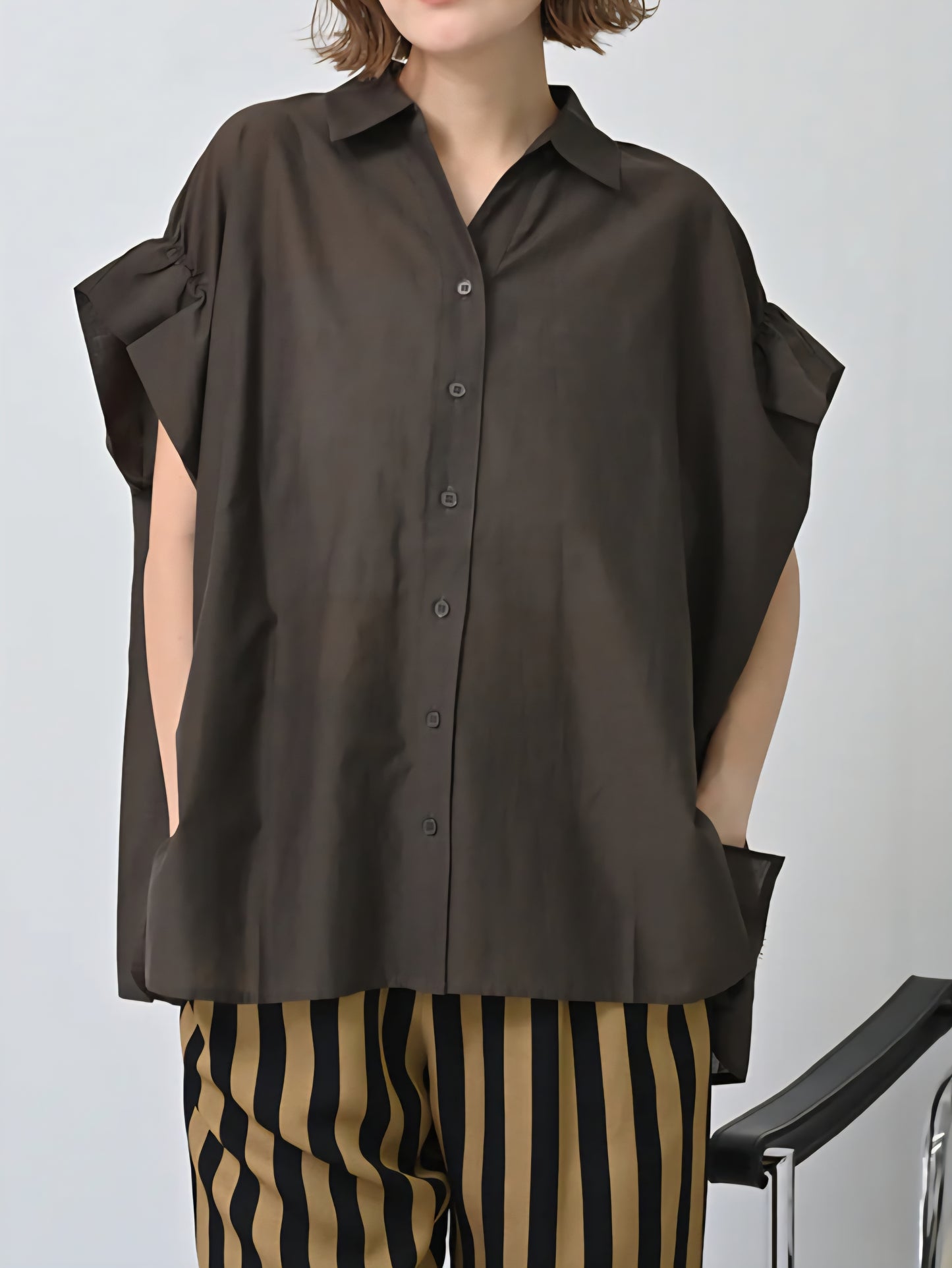 HERENCIA　バックリボンギャザースリーブブラウス
