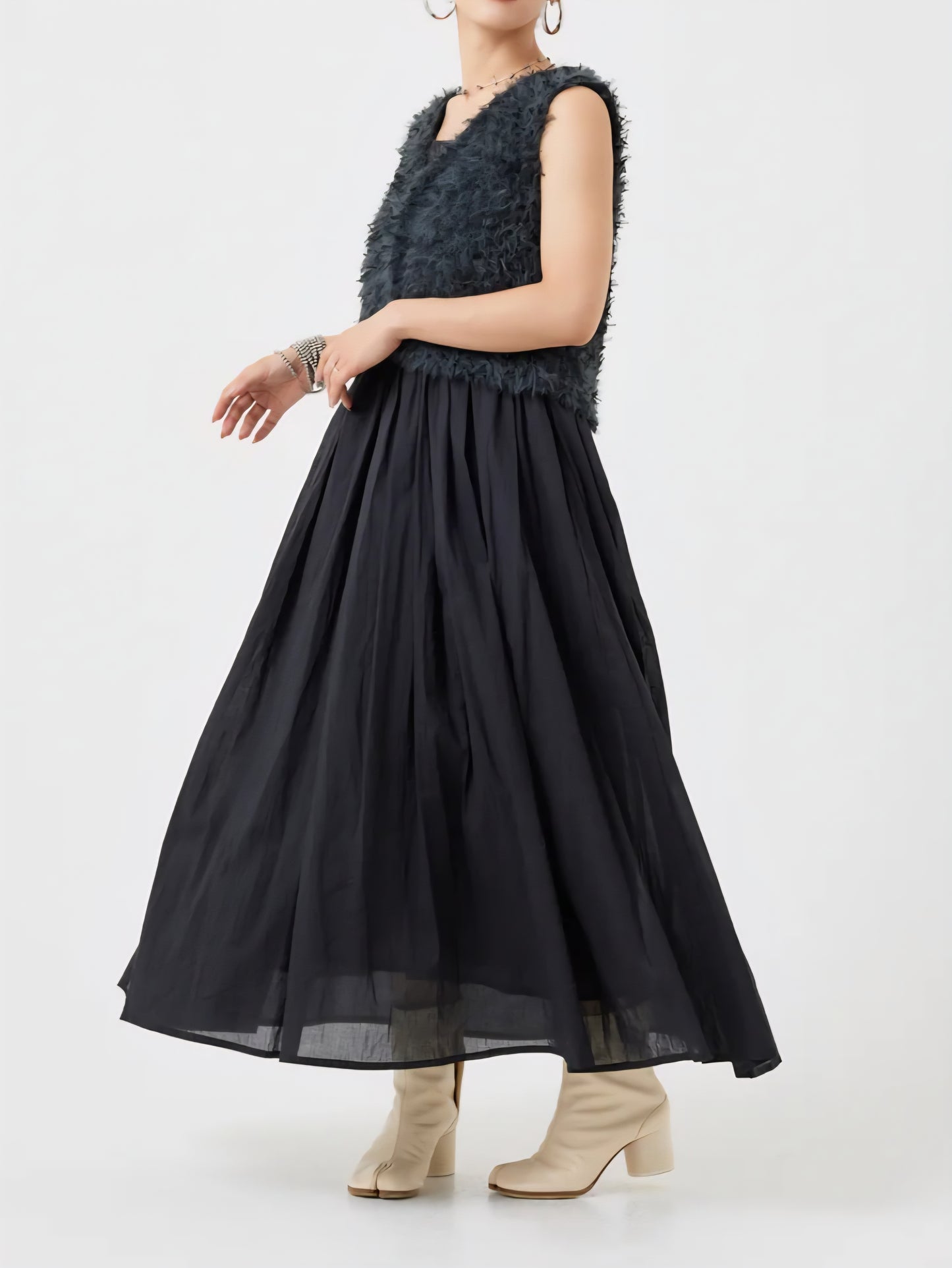 TORRAZZO DONNA　チュールフリンジ×シャギーニットベスト