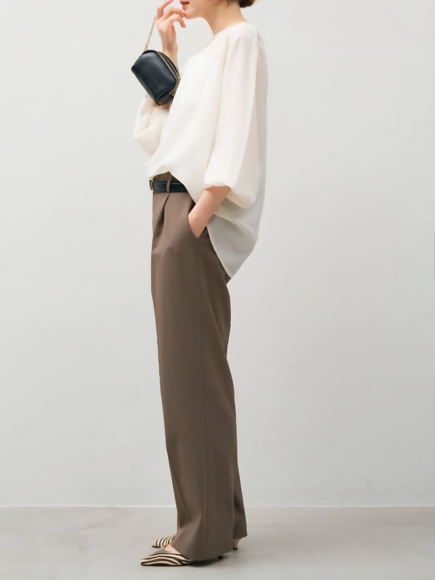 MICA＆DEAL　ギャザースリーブジョーゼットブラウス