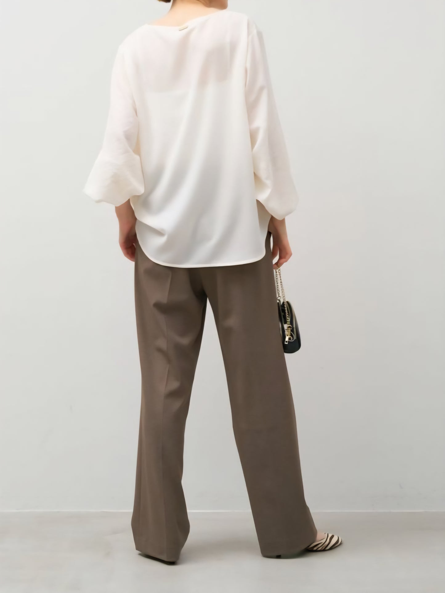 MICA＆DEAL　ギャザースリーブジョーゼットブラウス