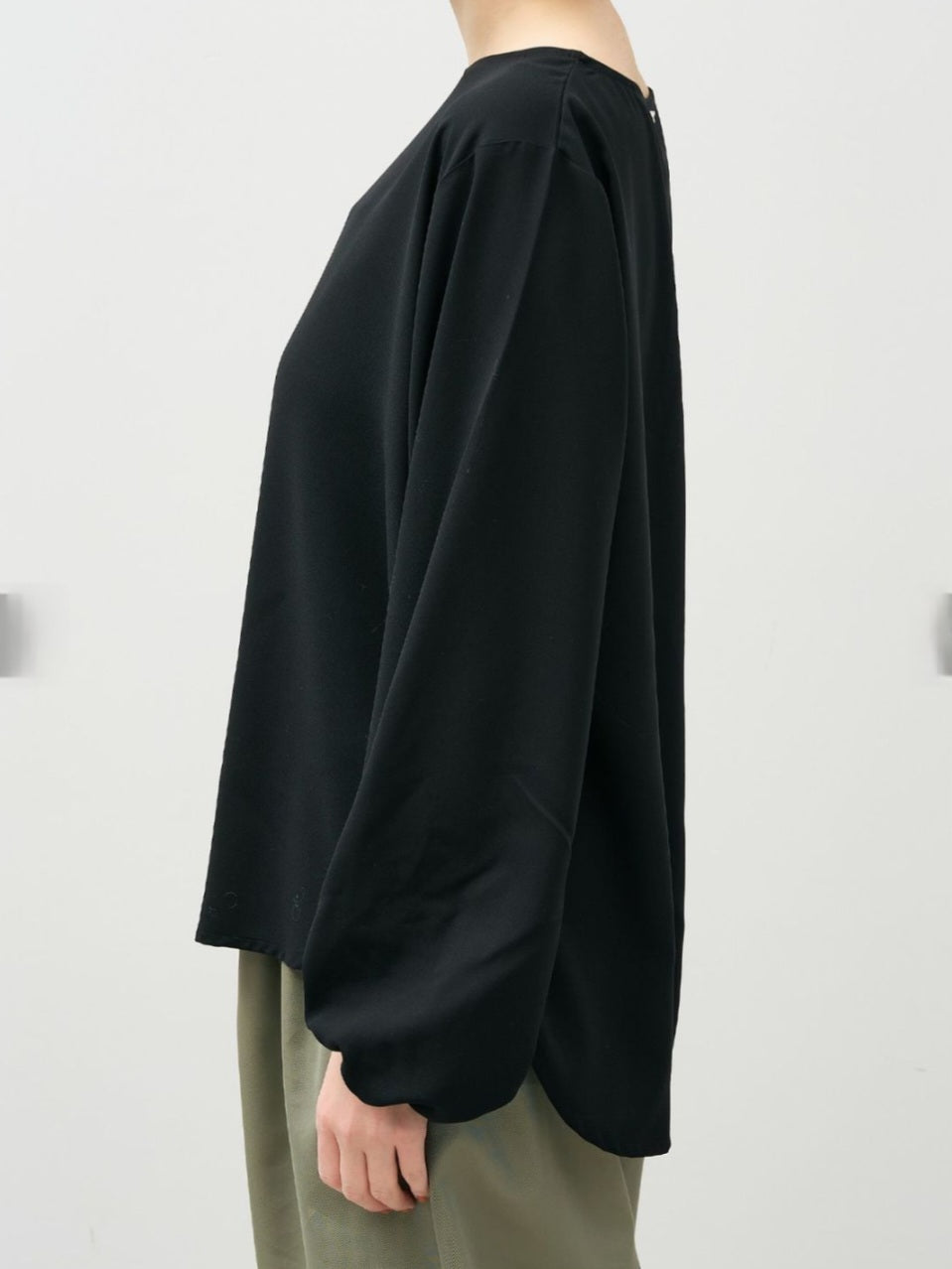 MICA＆DEAL　ギャザースリーブジョーゼットブラウス