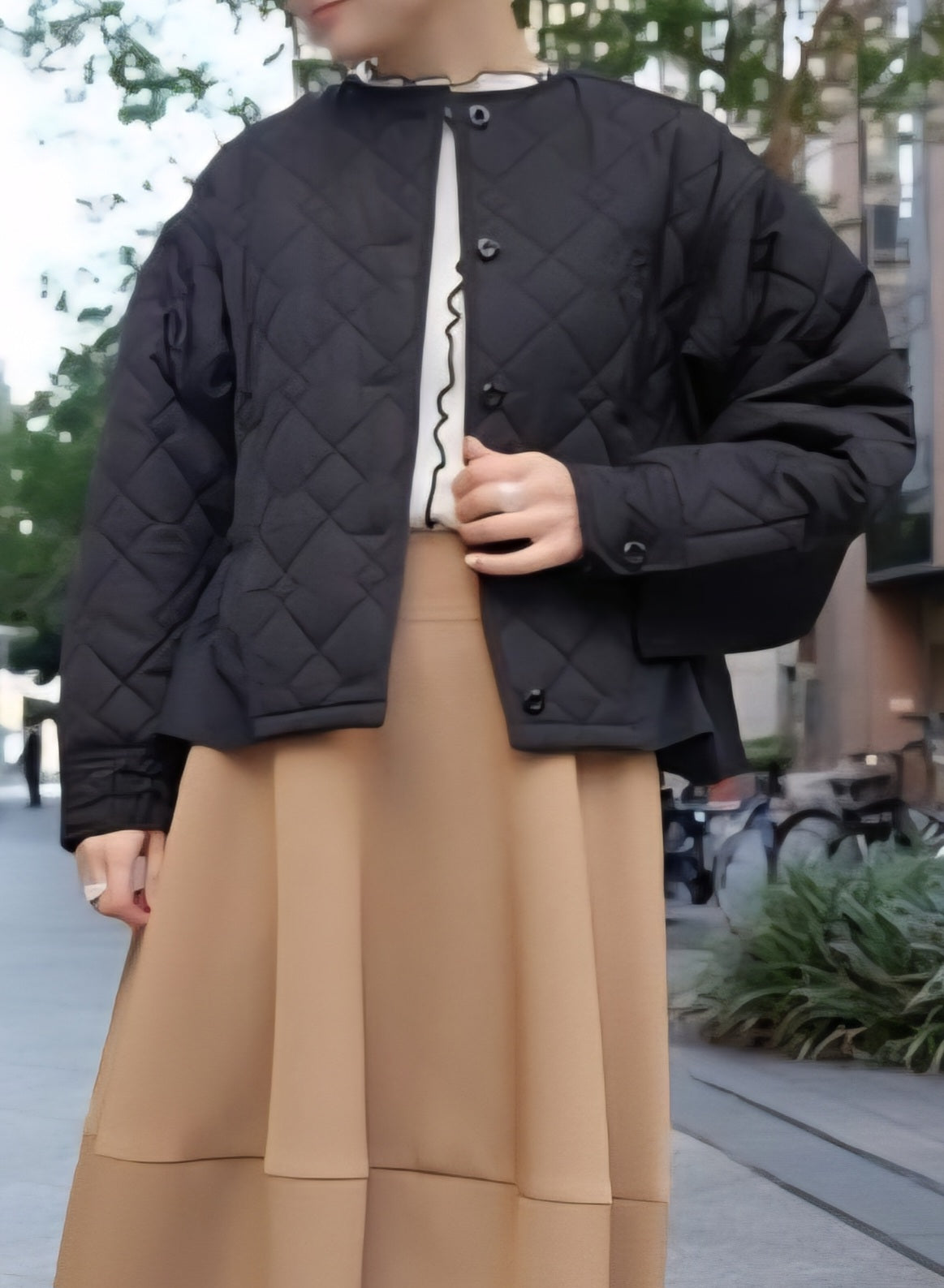 USU gallery　タフタキルティングバックフリルブルゾン