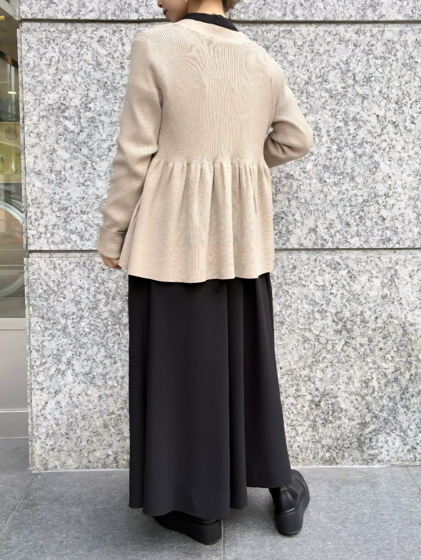 TORRAZZO DONNA　ペプラムリブカーディガン