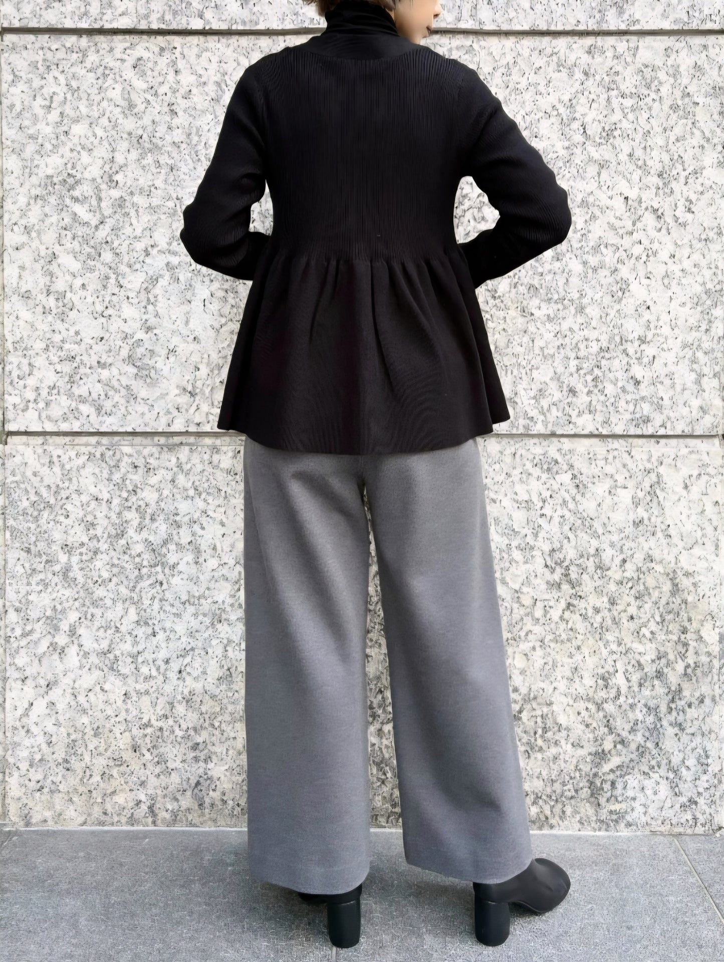 TORRAZZO DONNA　ペプラムリブカーディガン