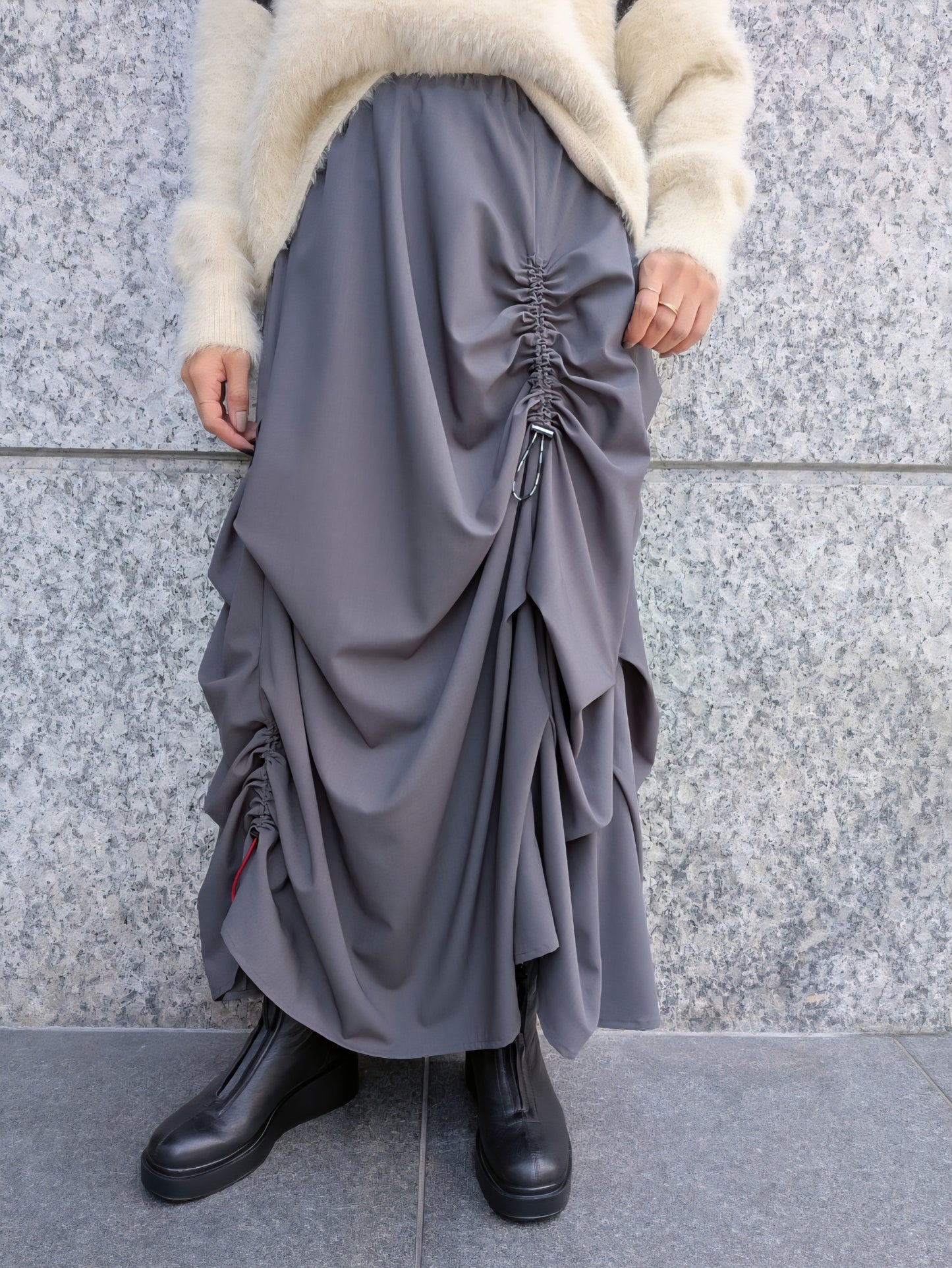 MARECHAL TERRE ドロストアシンメトリーギャザースカート