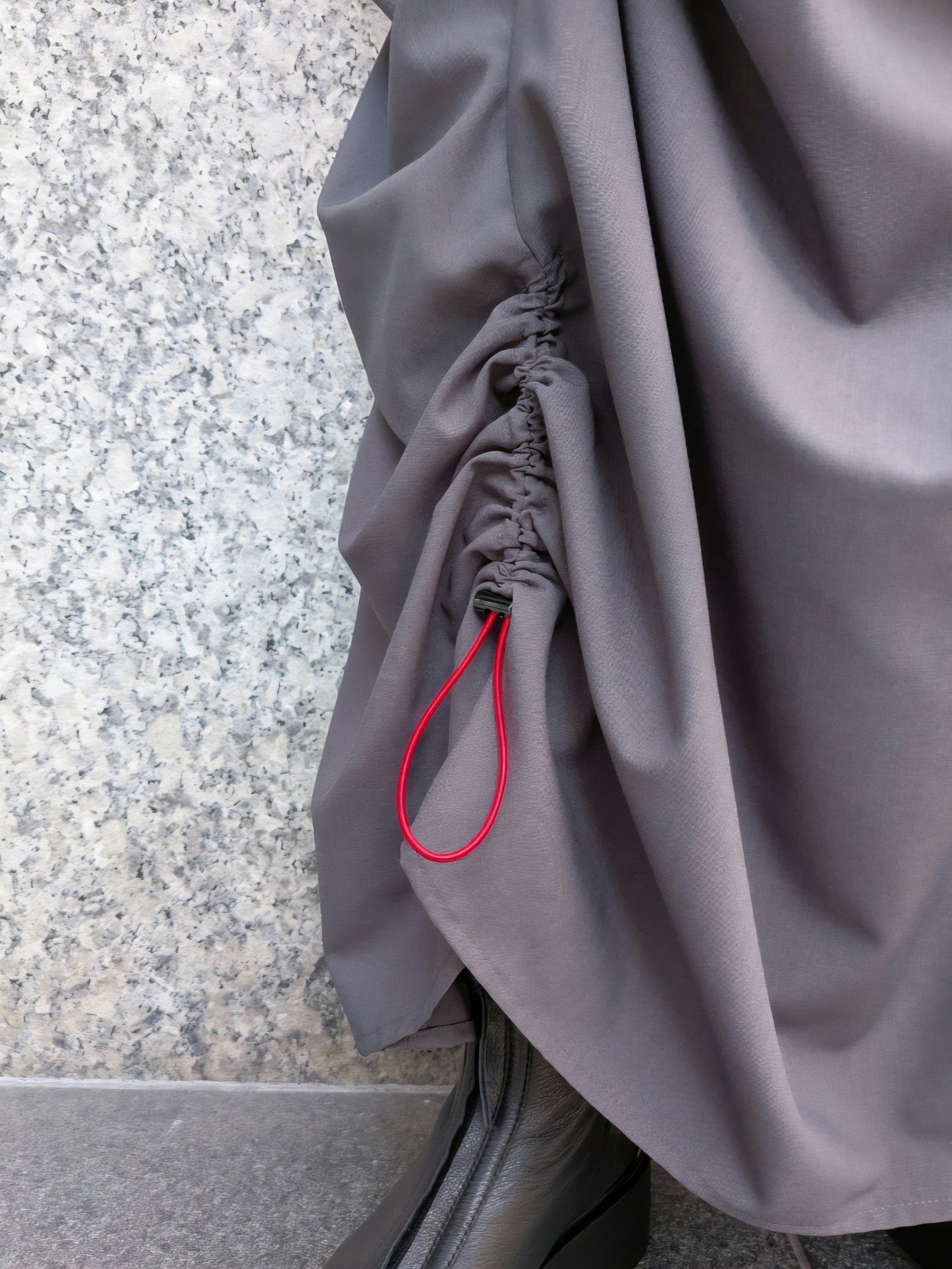 MARECHAL TERRE ドロストアシンメトリーギャザースカート