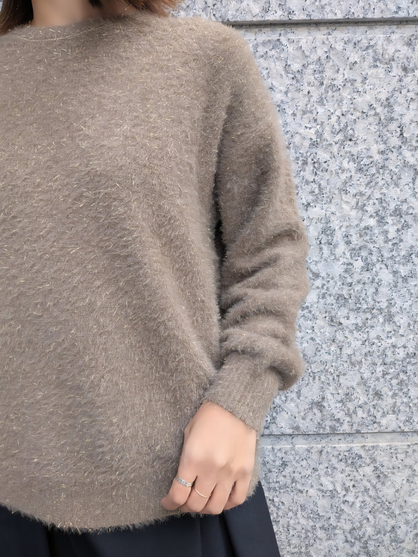 TORRAZZO DONNA　ラメフリンジシャギーもちもちニット