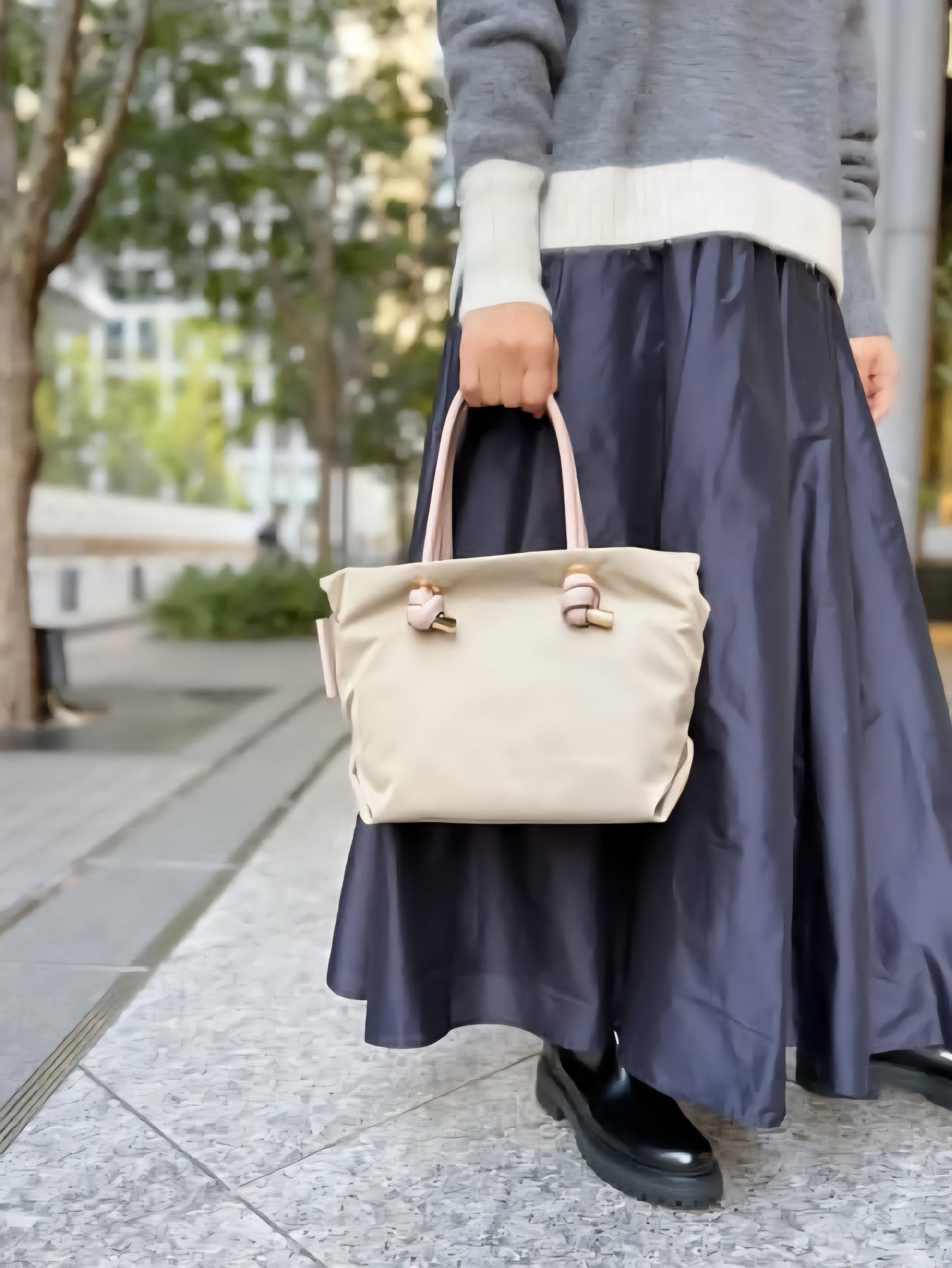 VIOLADORO ノットハンドルトートバッグ