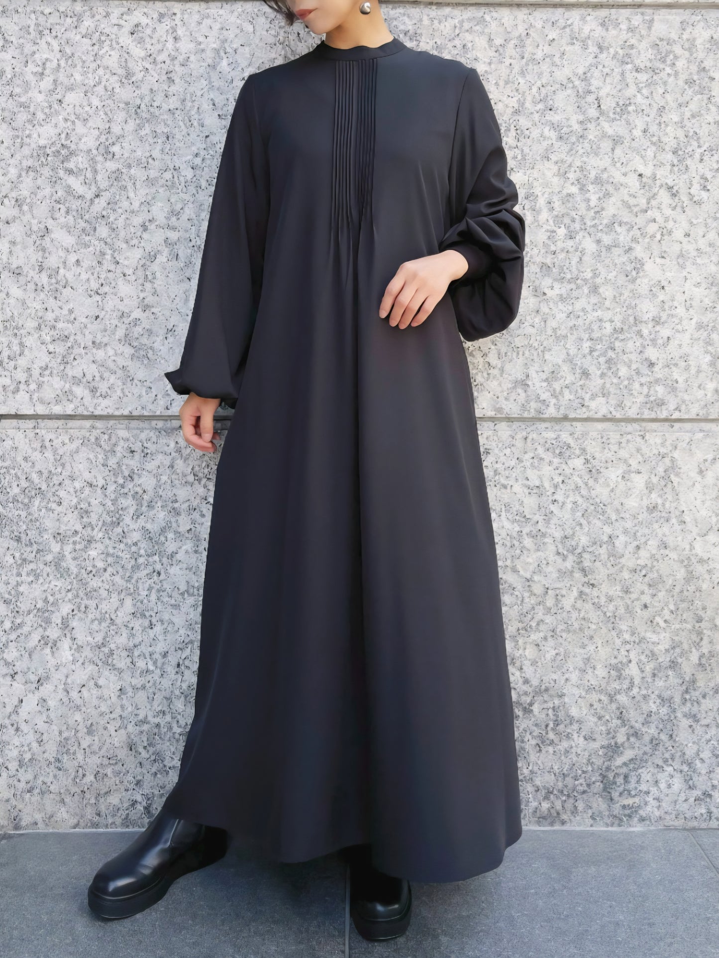 trois　ピンタックギャザーフレアワンピース　