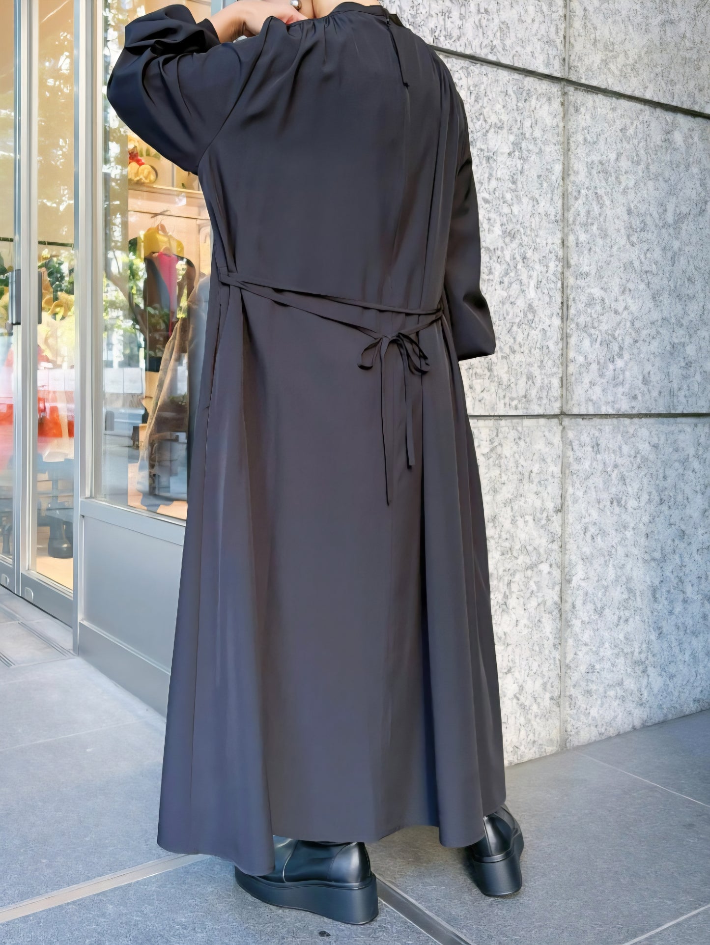 trois　ピンタックギャザーフレアワンピース　