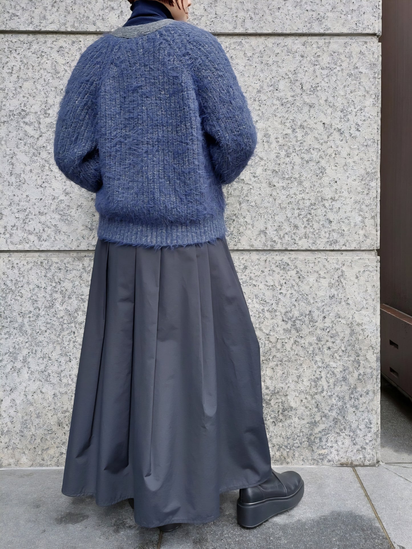 LE MELANGE　バイカラシャギーカーディガン