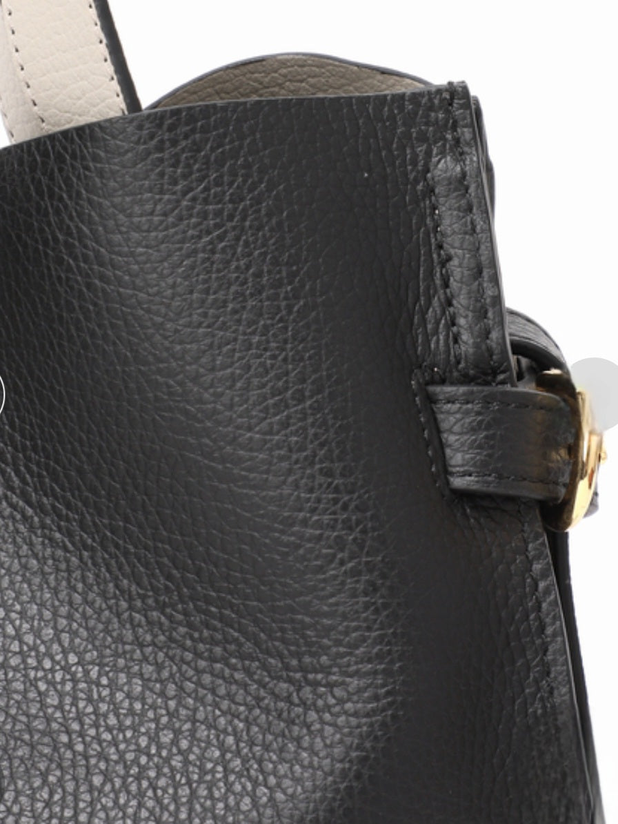 VIOLADORO　サイドベルトレザートート