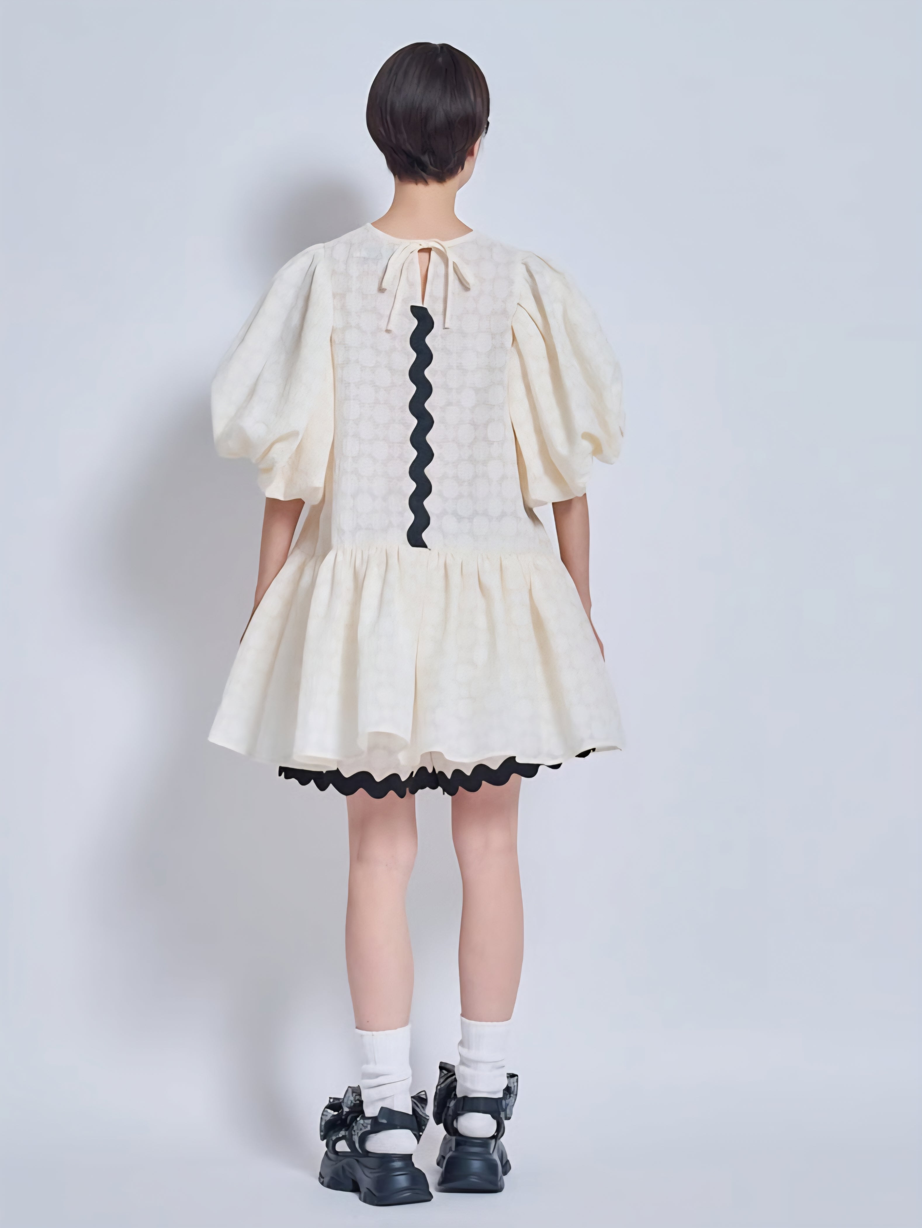 予約販売】THOMAS MAGPIE シアードットジャガードワンピース – TORAYA