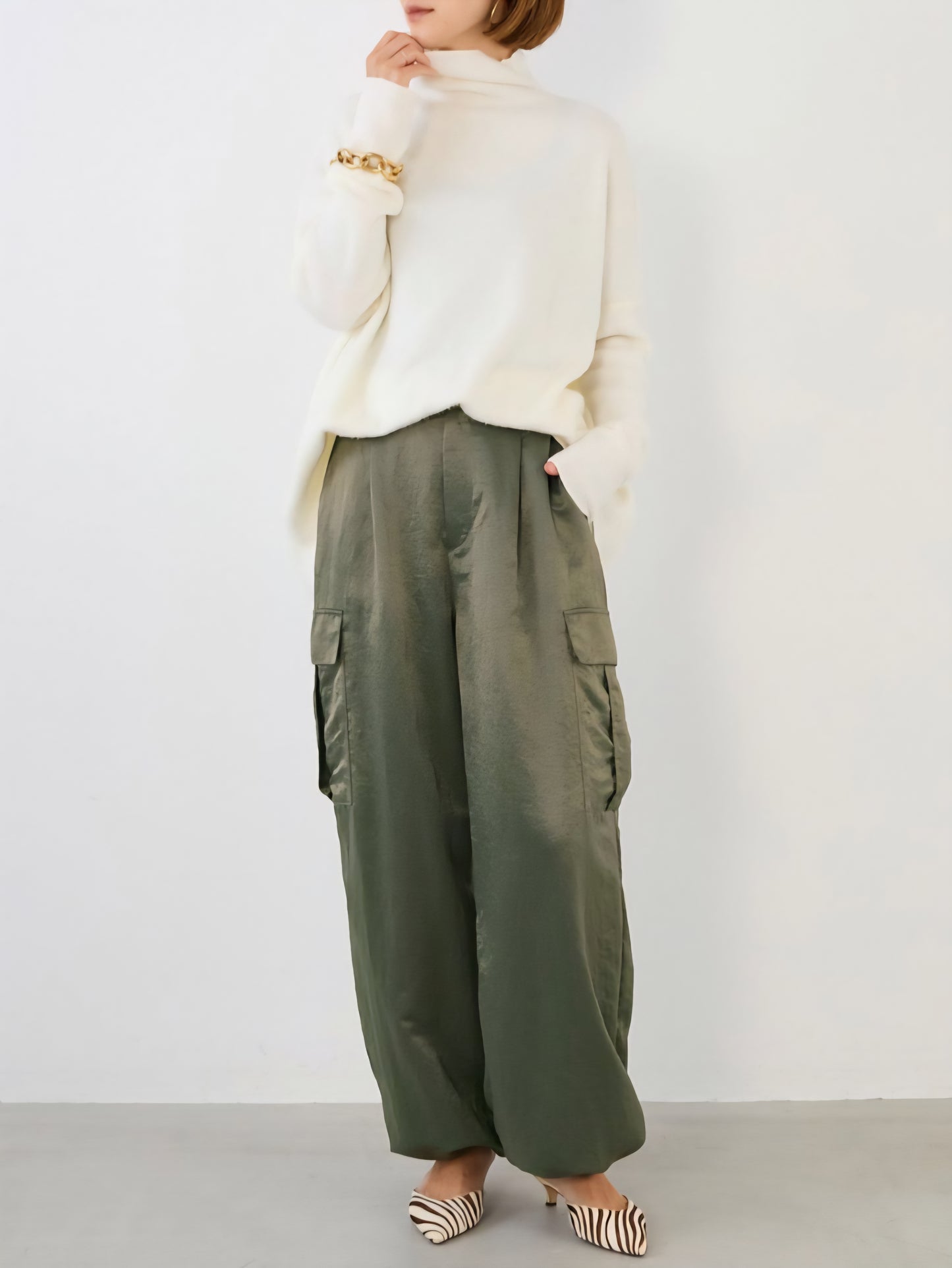 MICA&DEAL　シャギーハイネックフレアプルオーバー