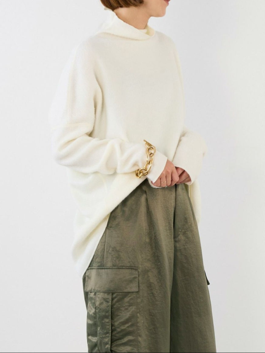 MICA&DEAL　シャギーハイネックフレアプルオーバー