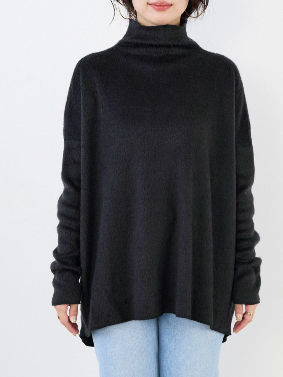 MICA&DEAL　シャギーハイネックフレアプルオーバー