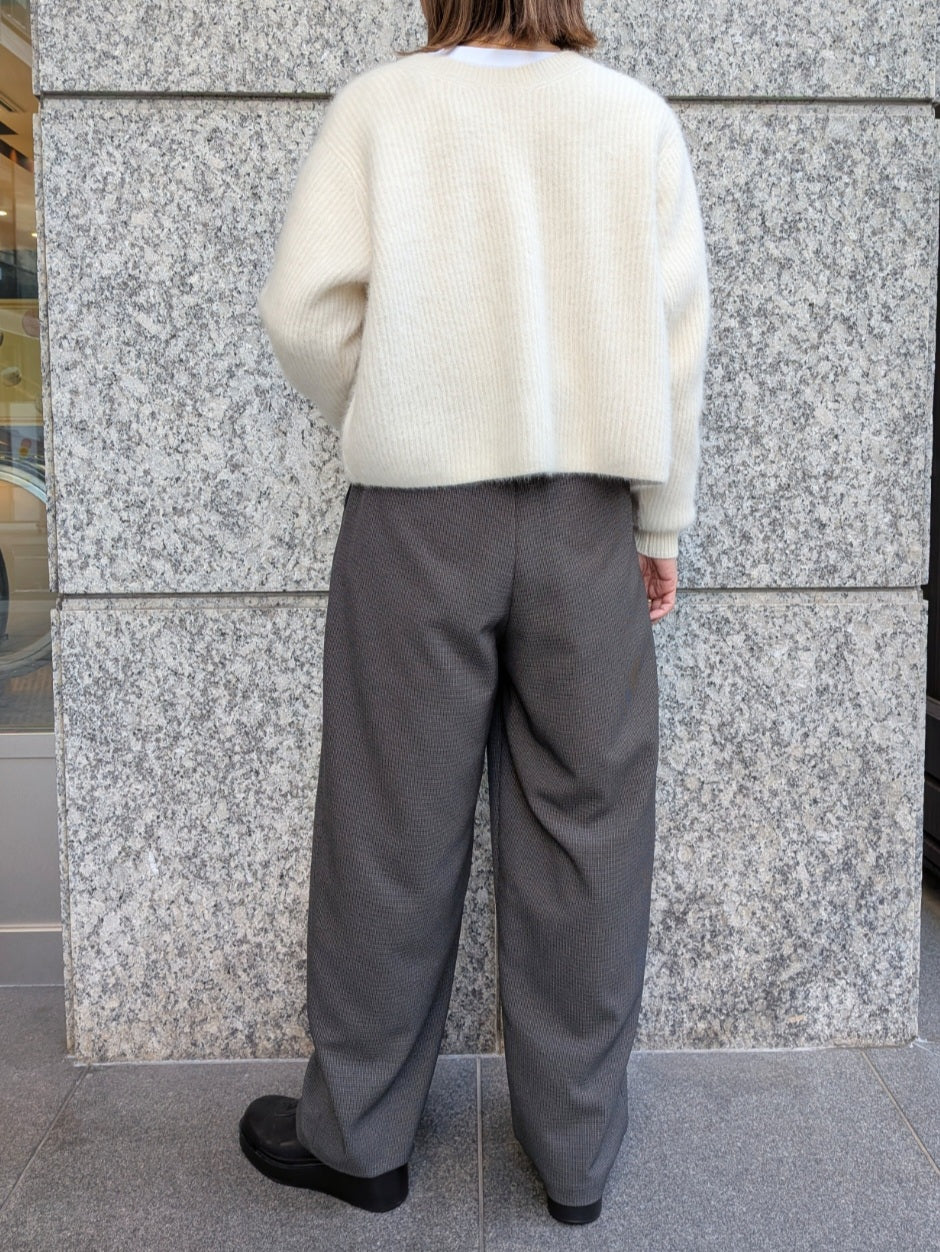 【SALE】LILLY LYNQUE 　フォックスカシミアショートZIPカーディガン