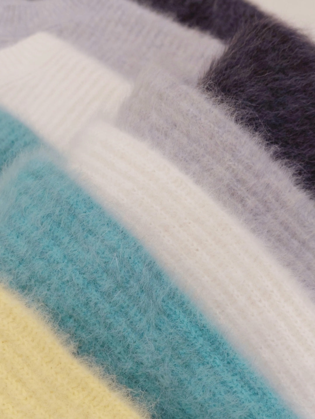 【SALE】LILLY LYNQUE 　フォックスカシミアショートZIPカーディガン