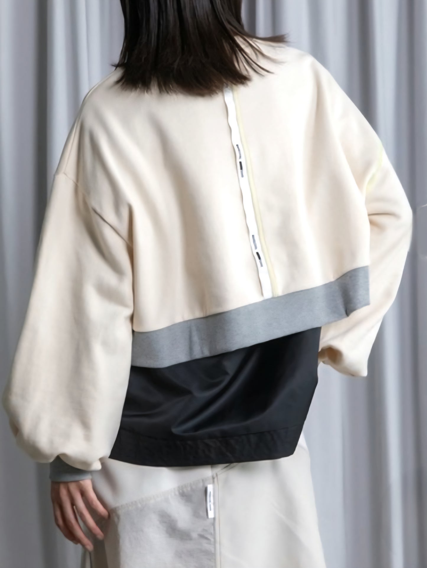 MARECHAL TERRE　バイカラーショートスウェットプルオーバー